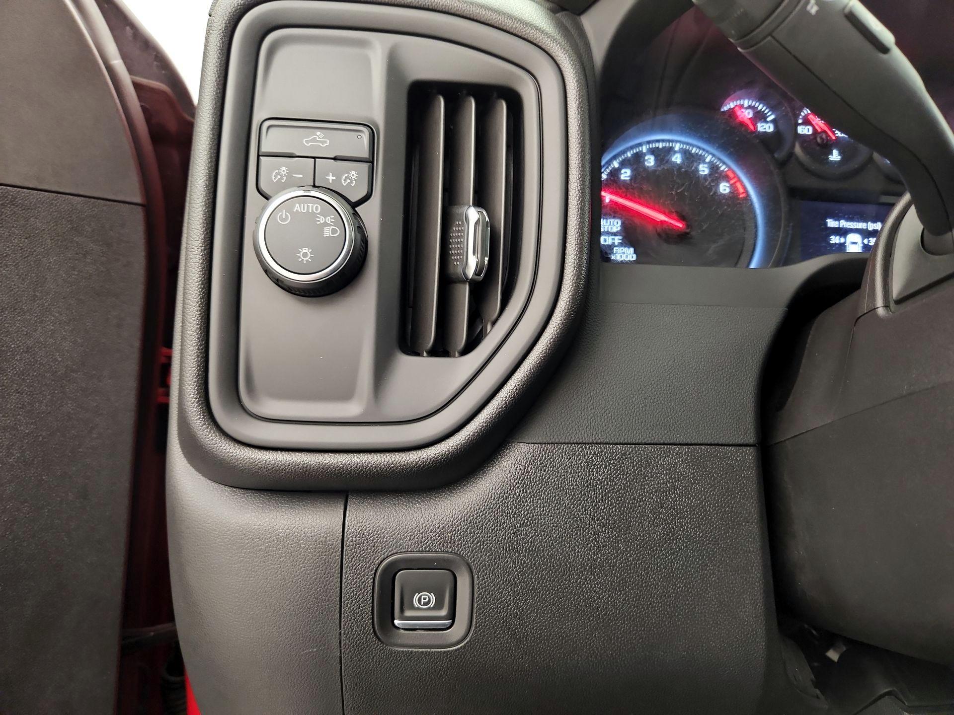 Thumbnail: 2024 Chevrolet Silverado 1500 - 13