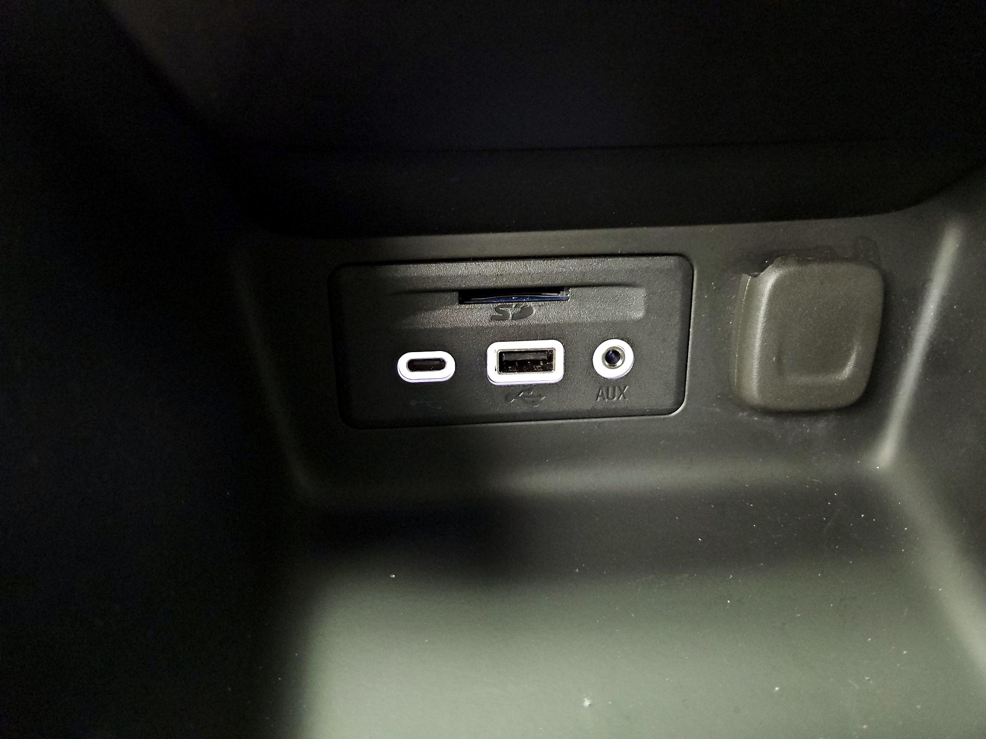 Thumbnail: 2023 GMC Terrain - 18