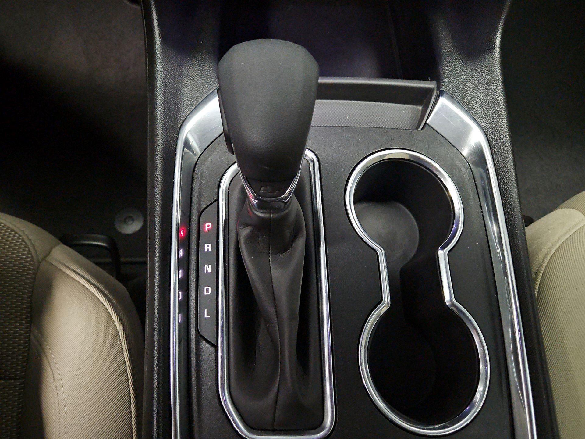 Thumbnail: 2023 Chevrolet Traverse - 17