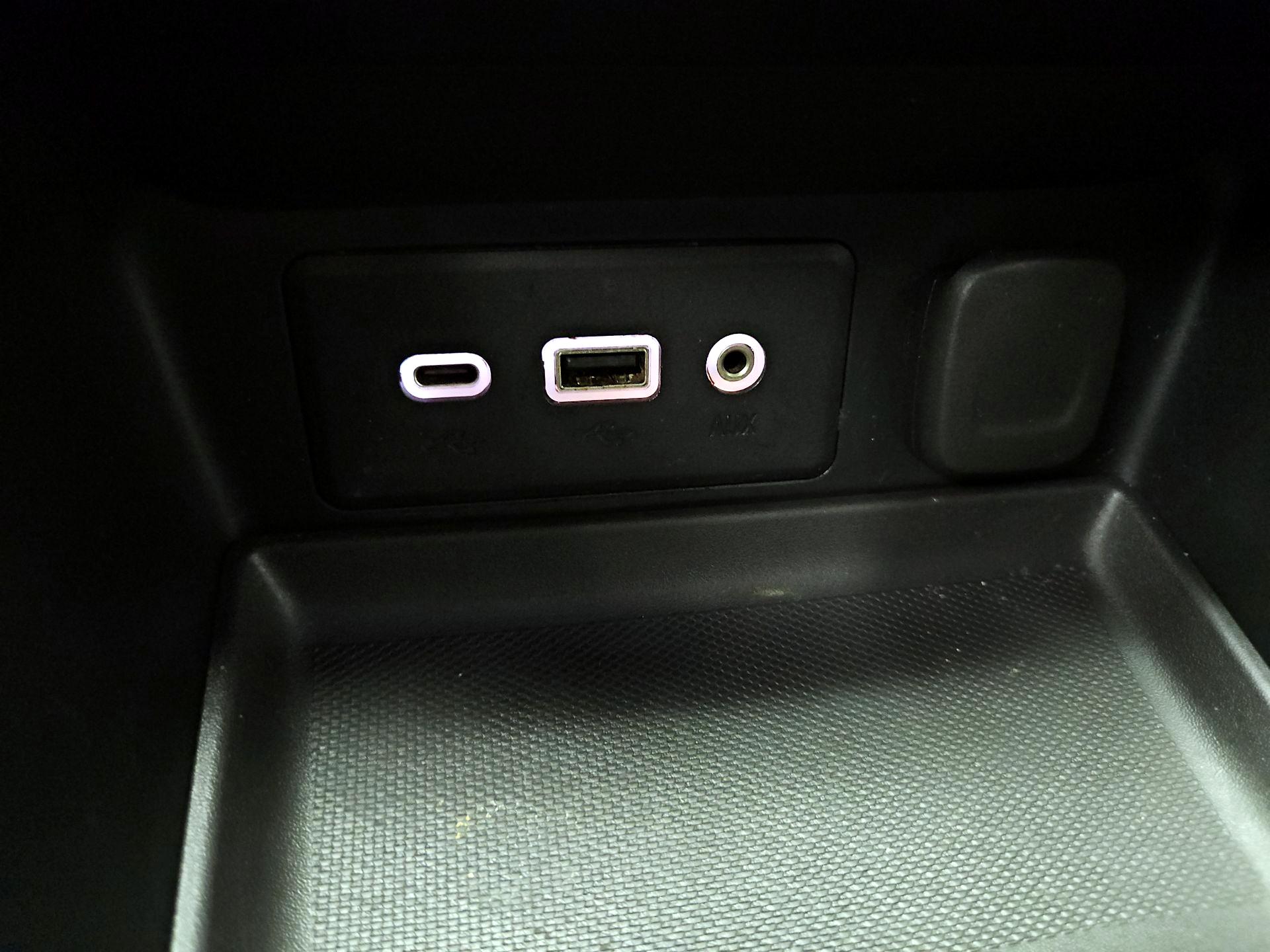 Thumbnail: 2023 GMC Terrain - 18