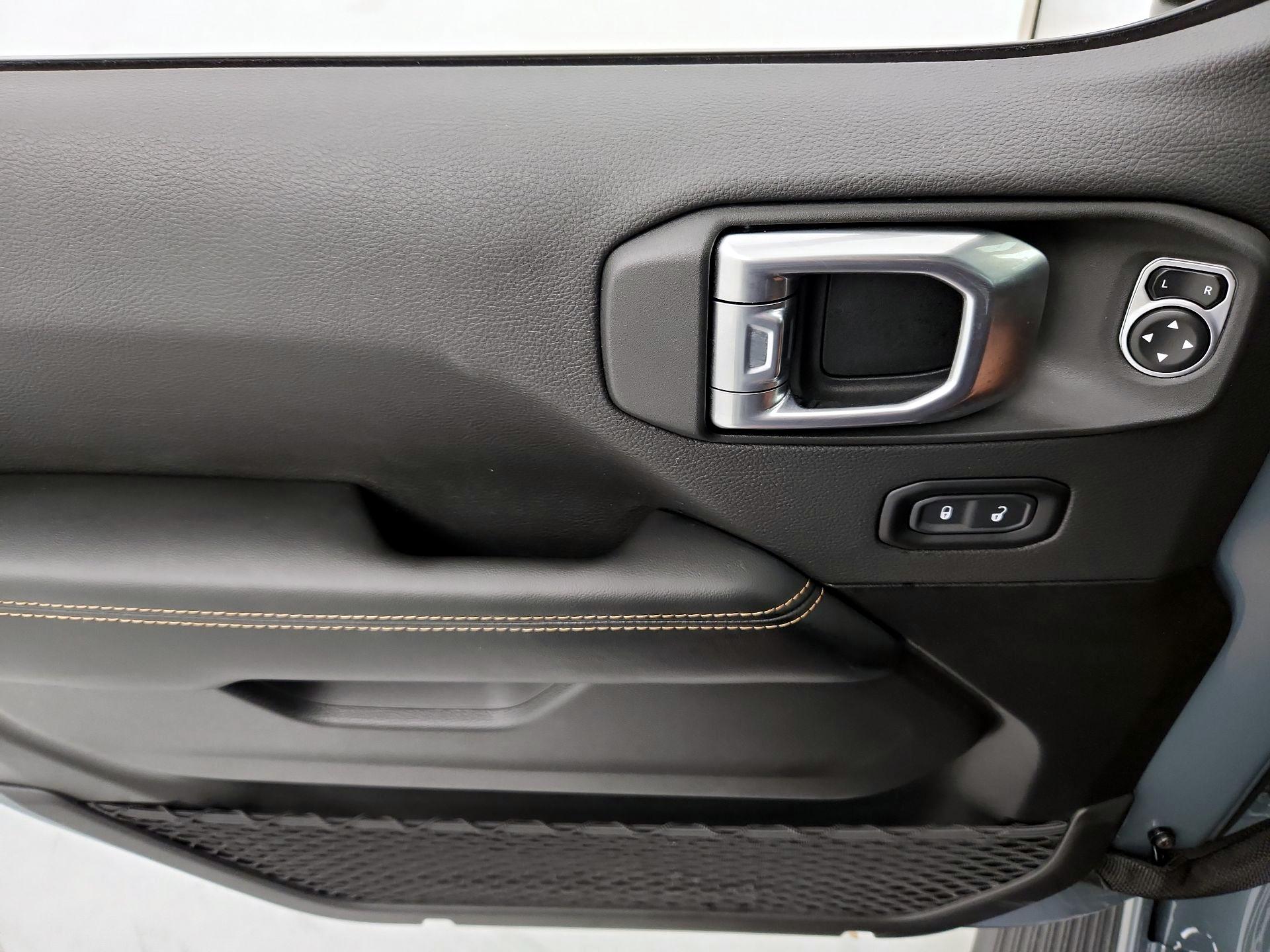 Thumbnail: 2024 Jeep Wrangler - 12