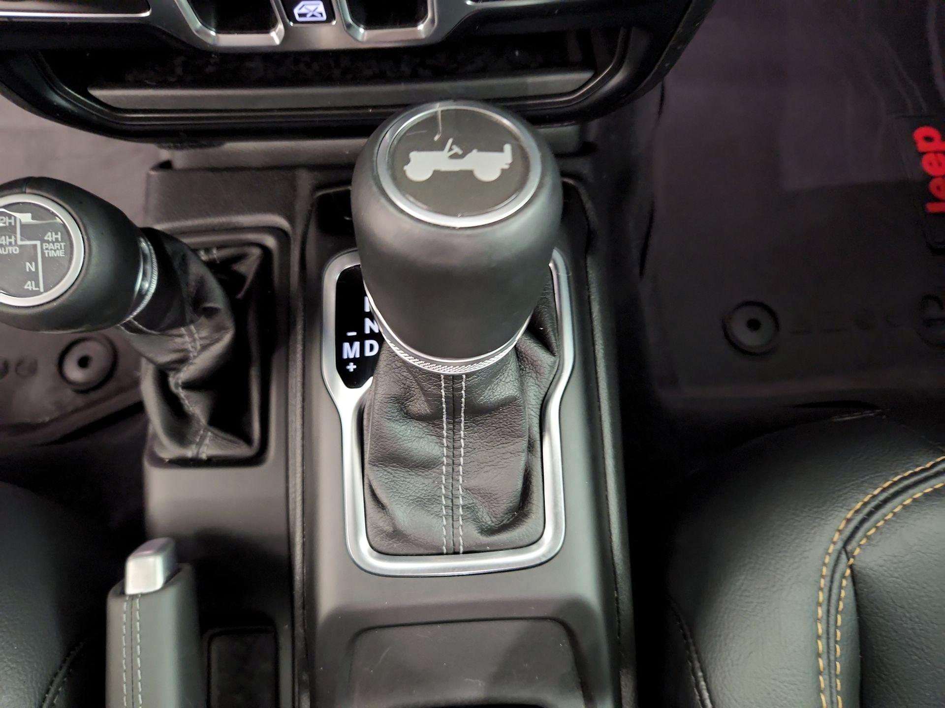 Thumbnail: 2024 Jeep Wrangler - 17