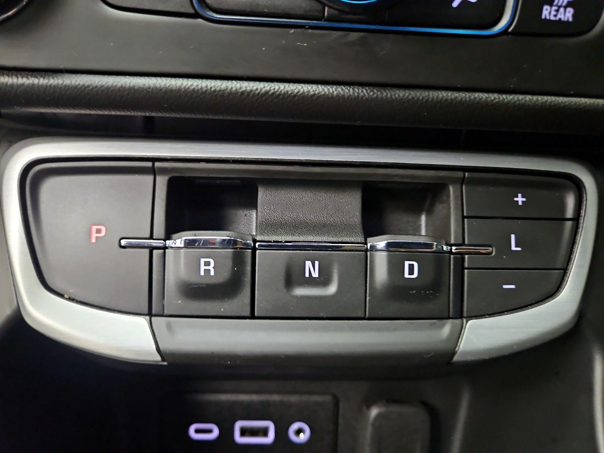 Thumbnail: 2022 GMC Terrain - 17