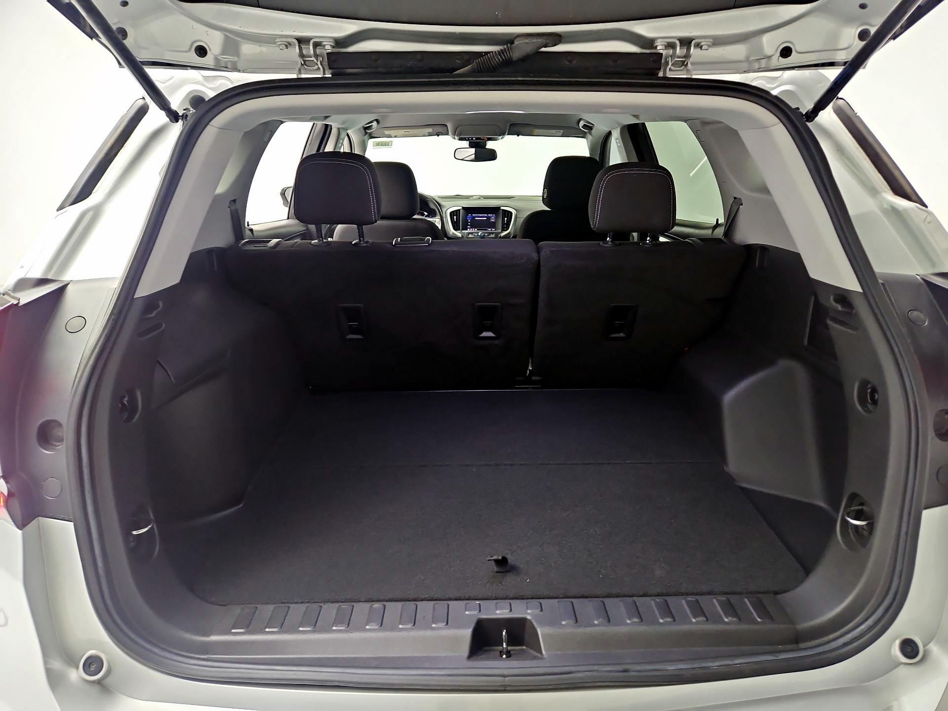 Thumbnail: 2022 GMC Terrain - 20