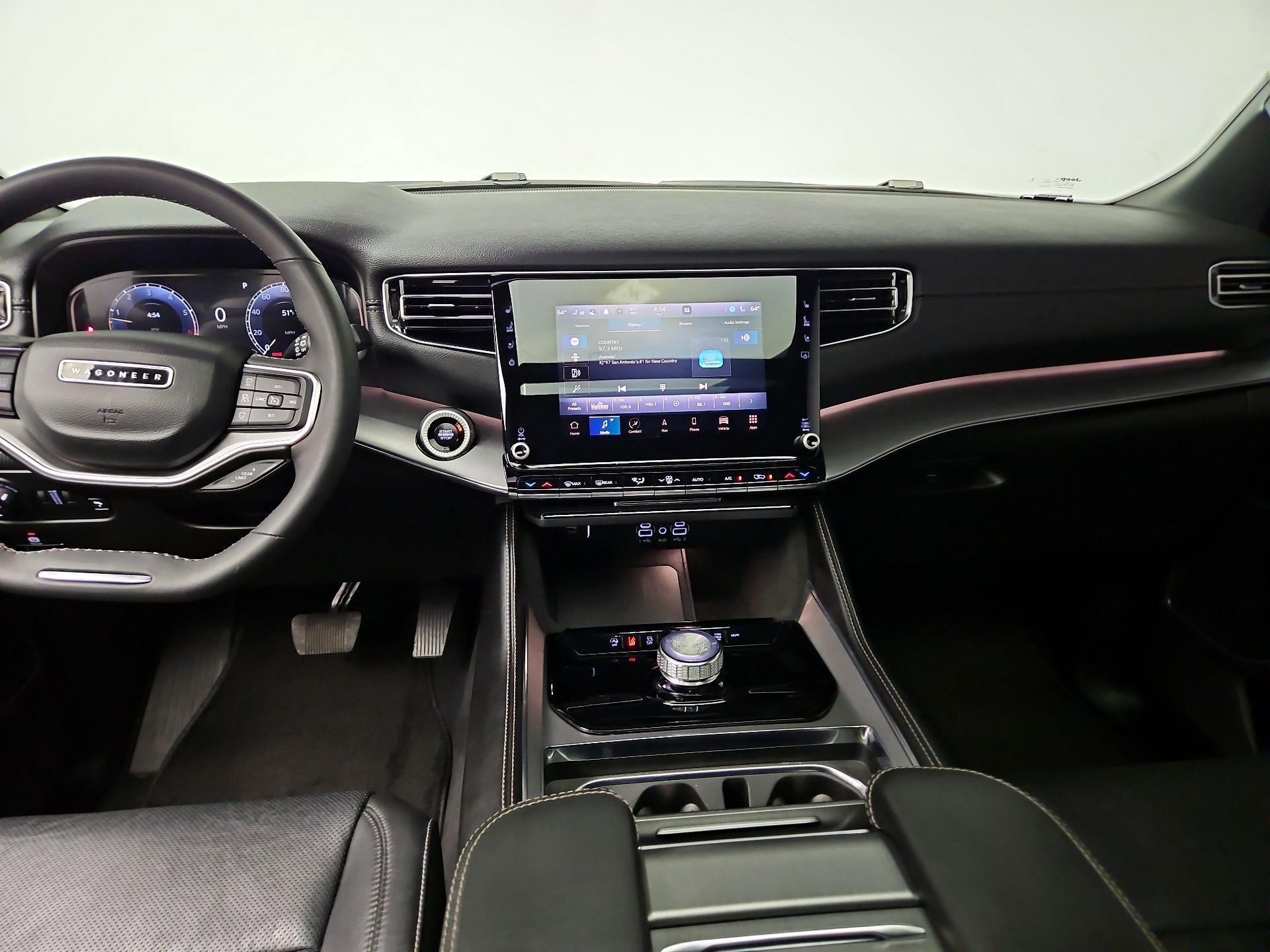 Thumbnail: 2024 Jeep Wagoneer - 9