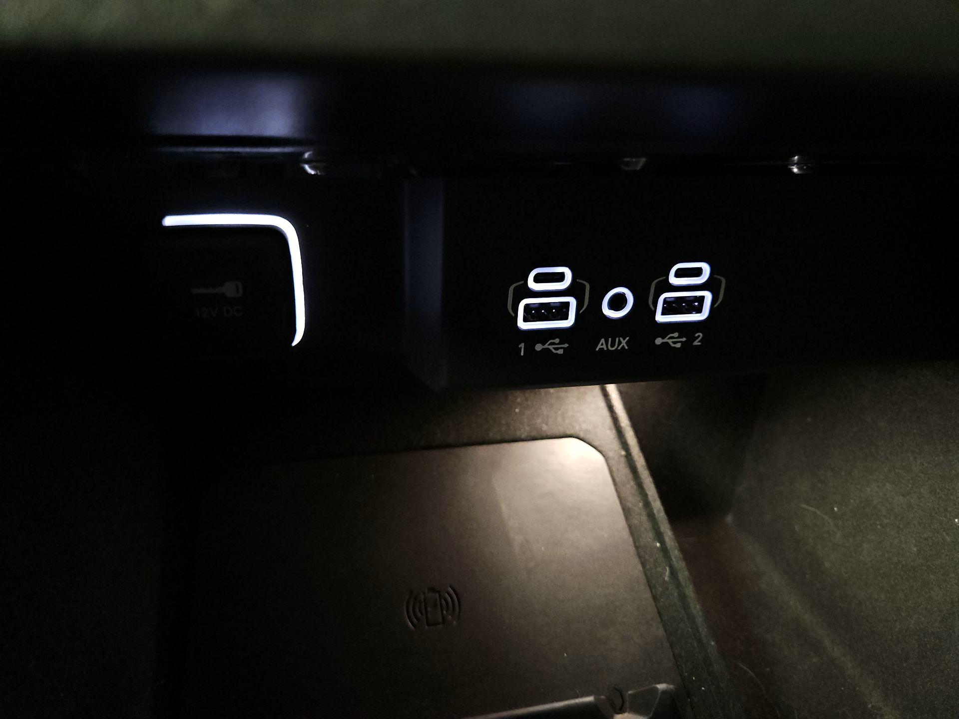 Thumbnail: 2024 Jeep Wagoneer - 19