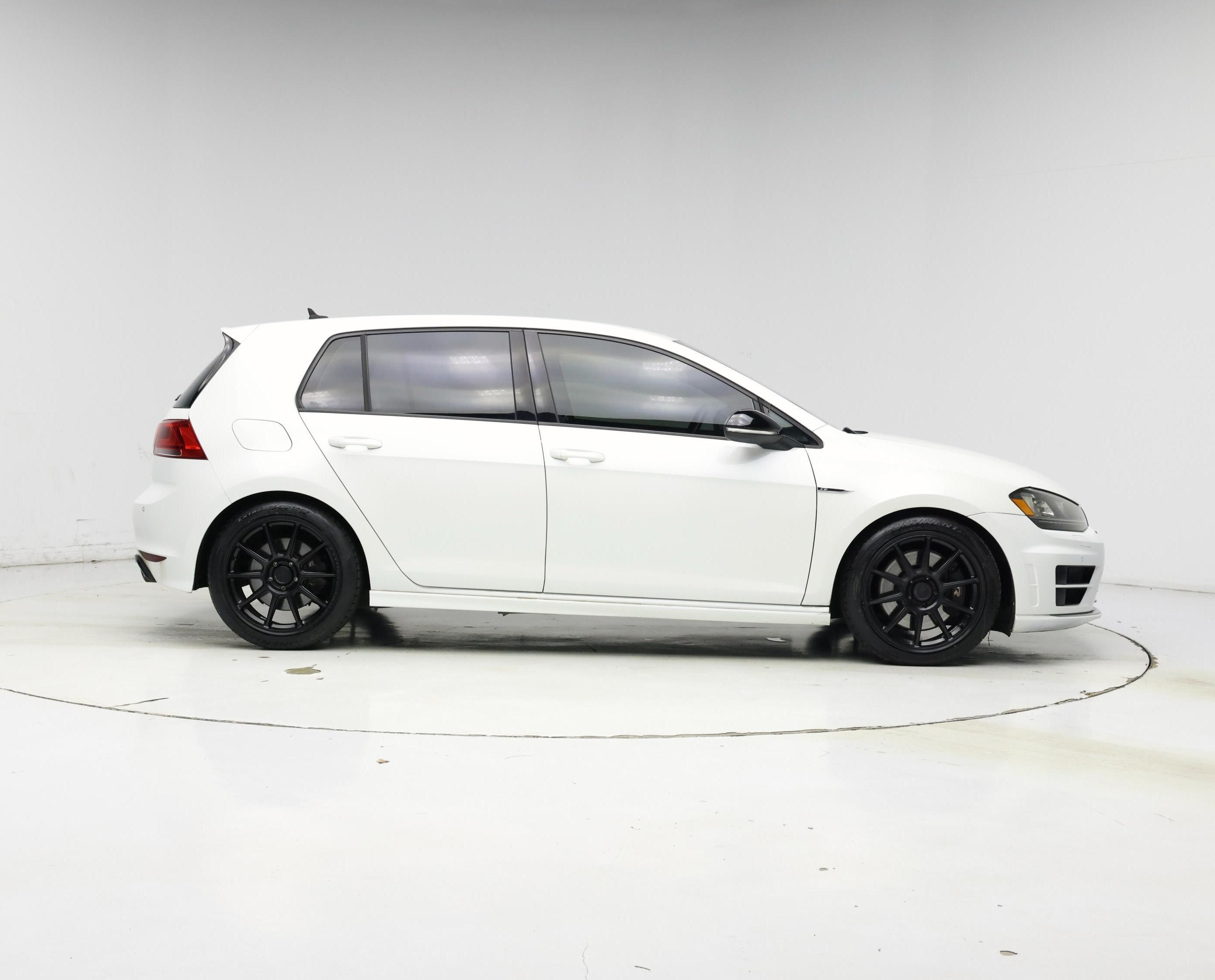 Thumbnail: 2016 Volkswagen Golf - 7