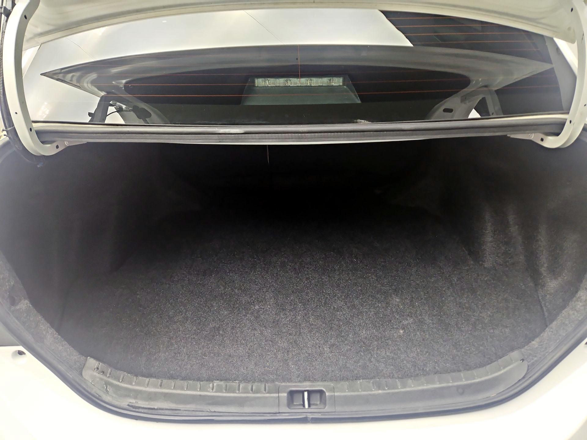 Thumbnail: 2016 Toyota Corolla - 20