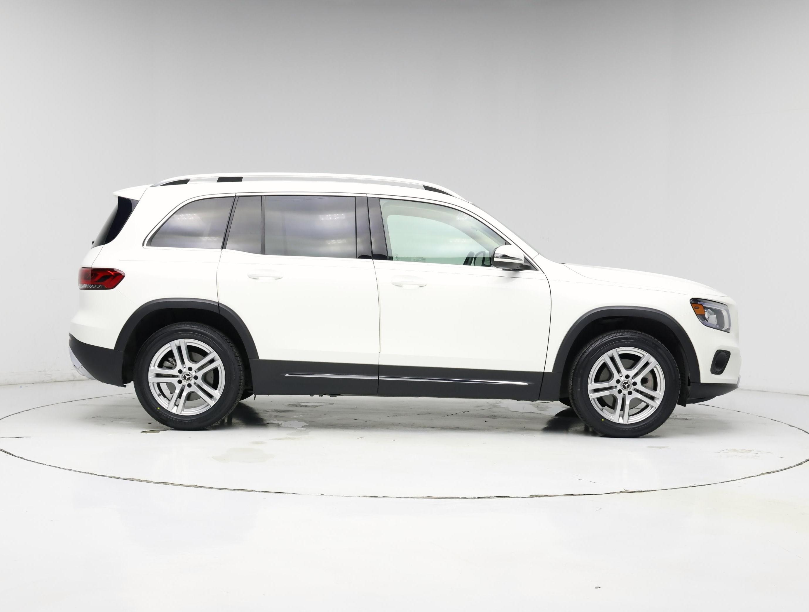 Thumbnail: 2021 Mercedes-Benz GLB - 7