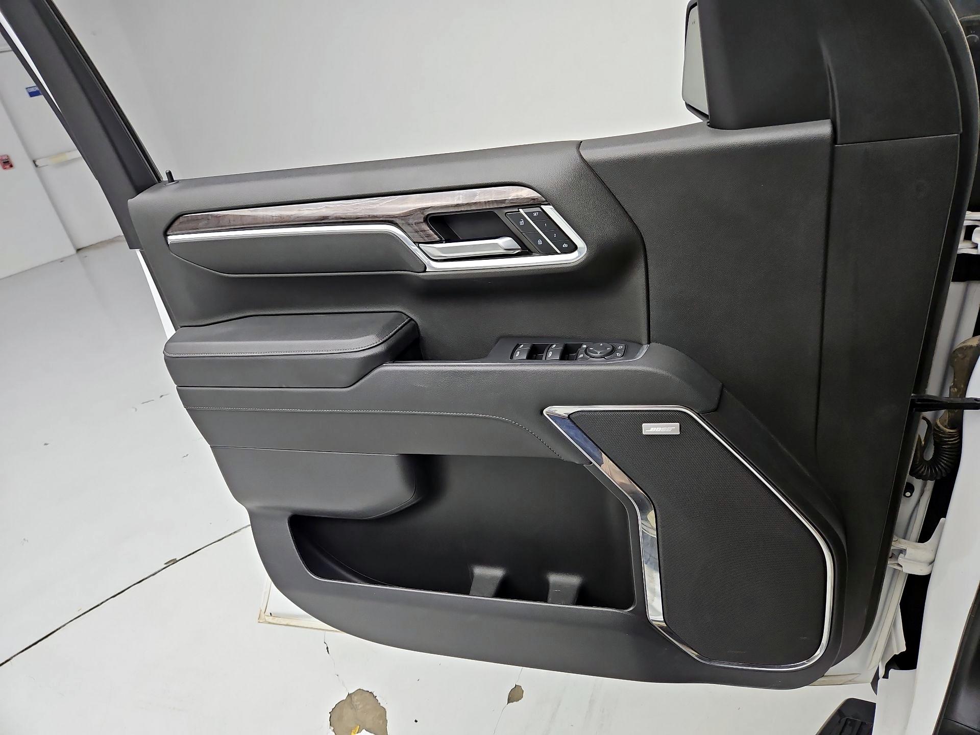 Thumbnail: 2023 Chevrolet Silverado 1500 - 12