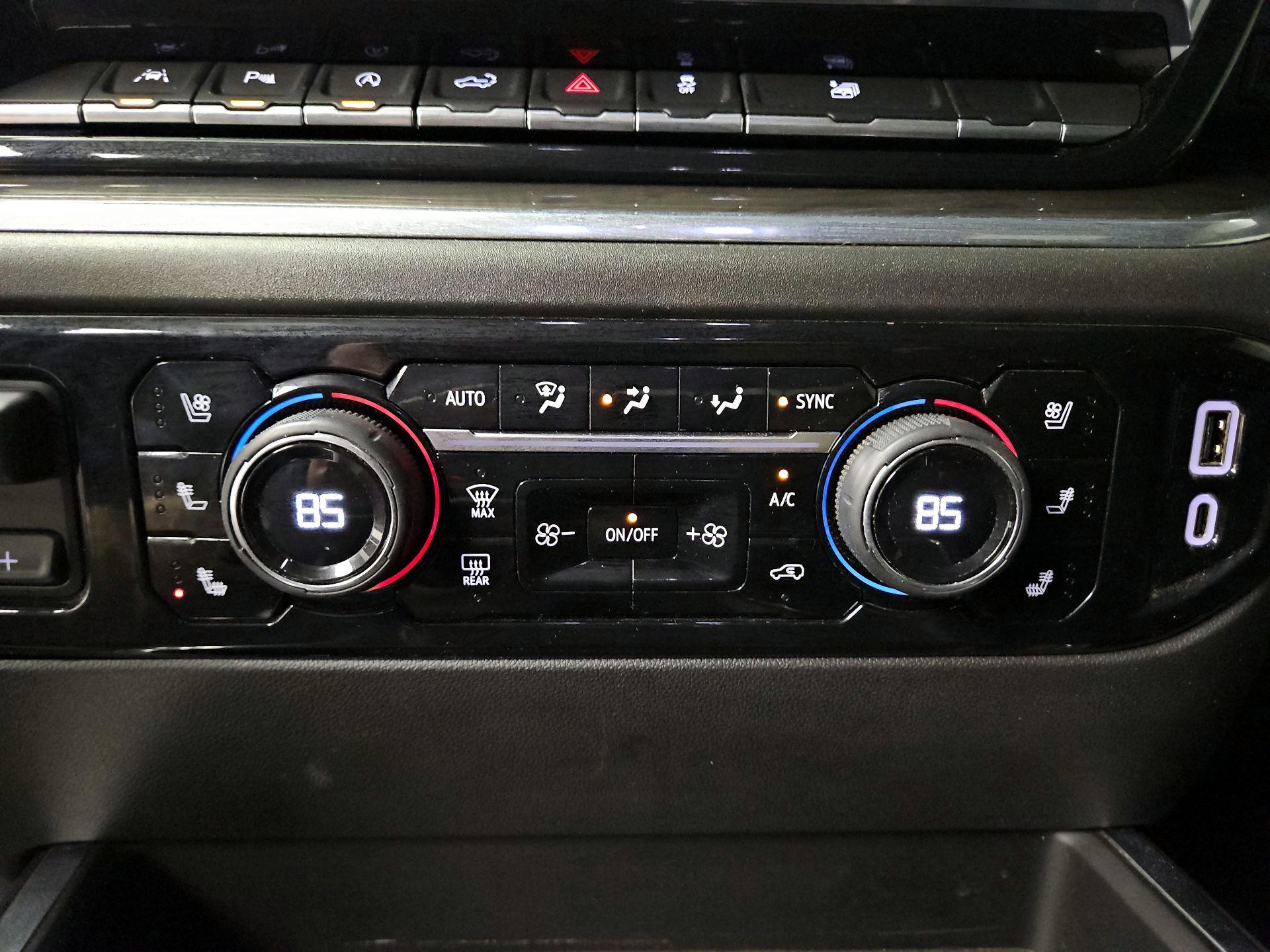 Thumbnail: 2023 Chevrolet Silverado 1500 - 17