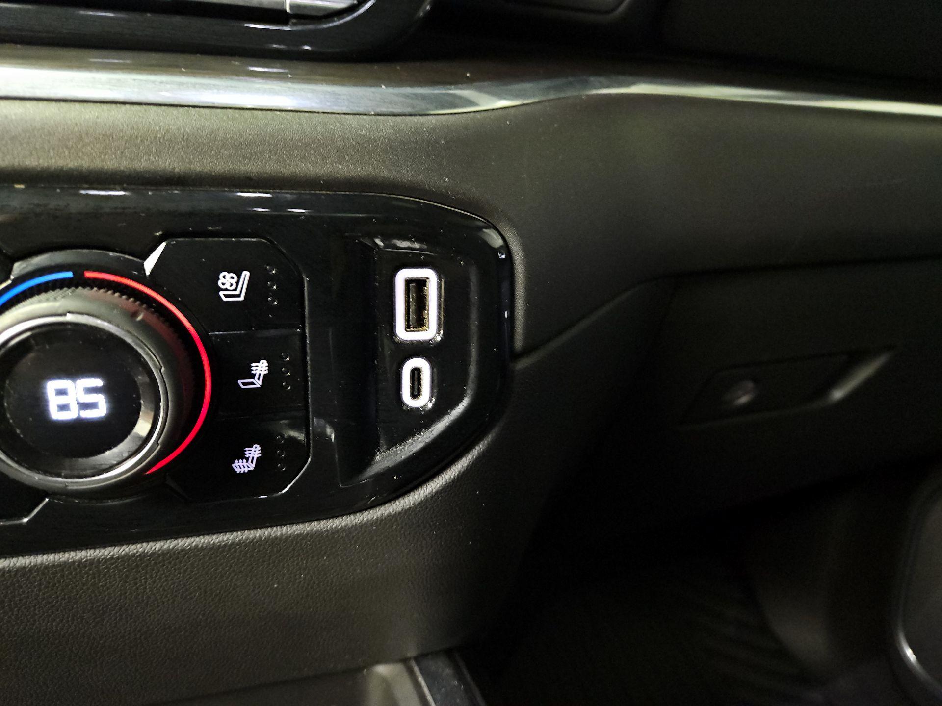 Thumbnail: 2023 Chevrolet Silverado 1500 - 19