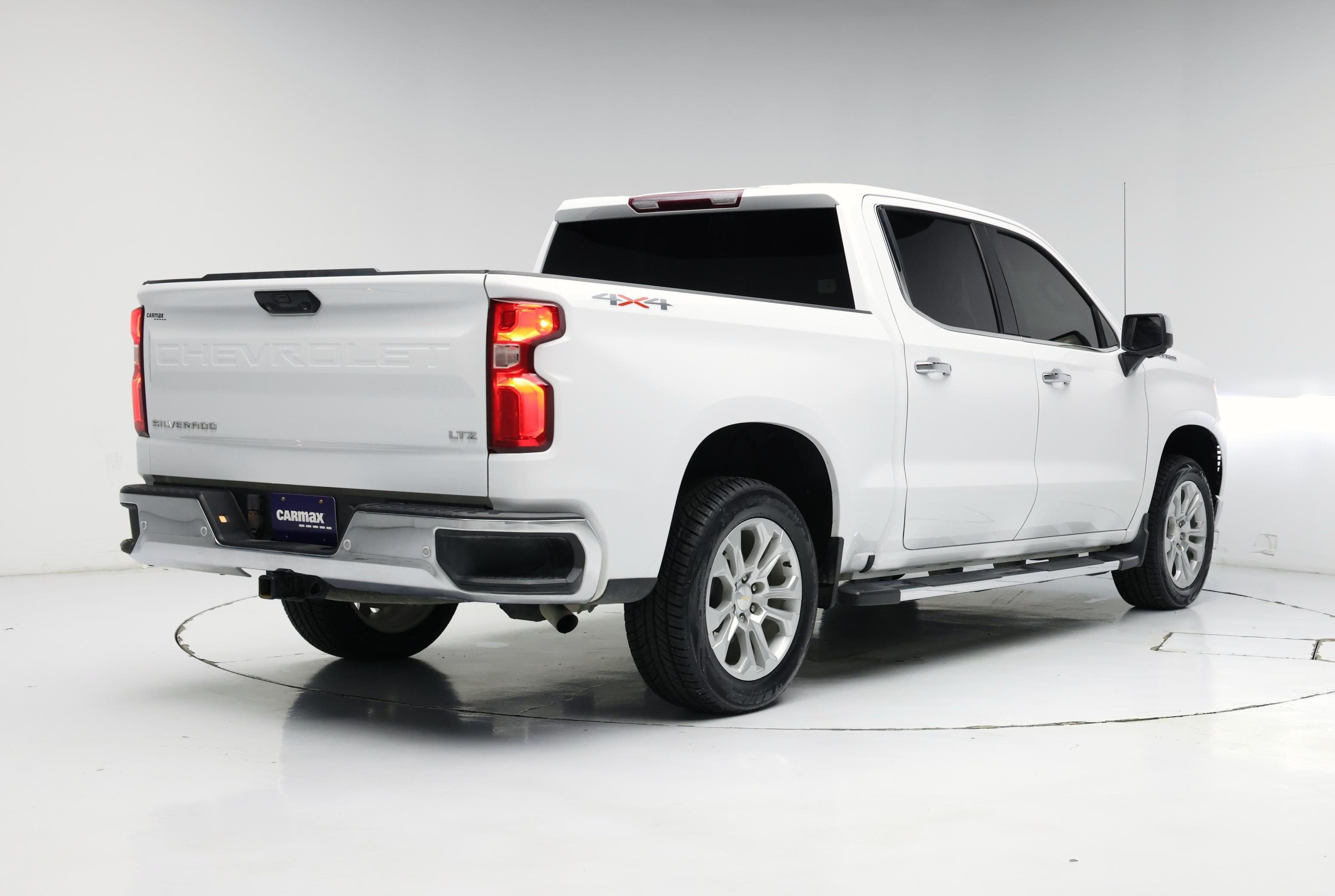 Thumbnail: 2023 Chevrolet Silverado 1500 - 8