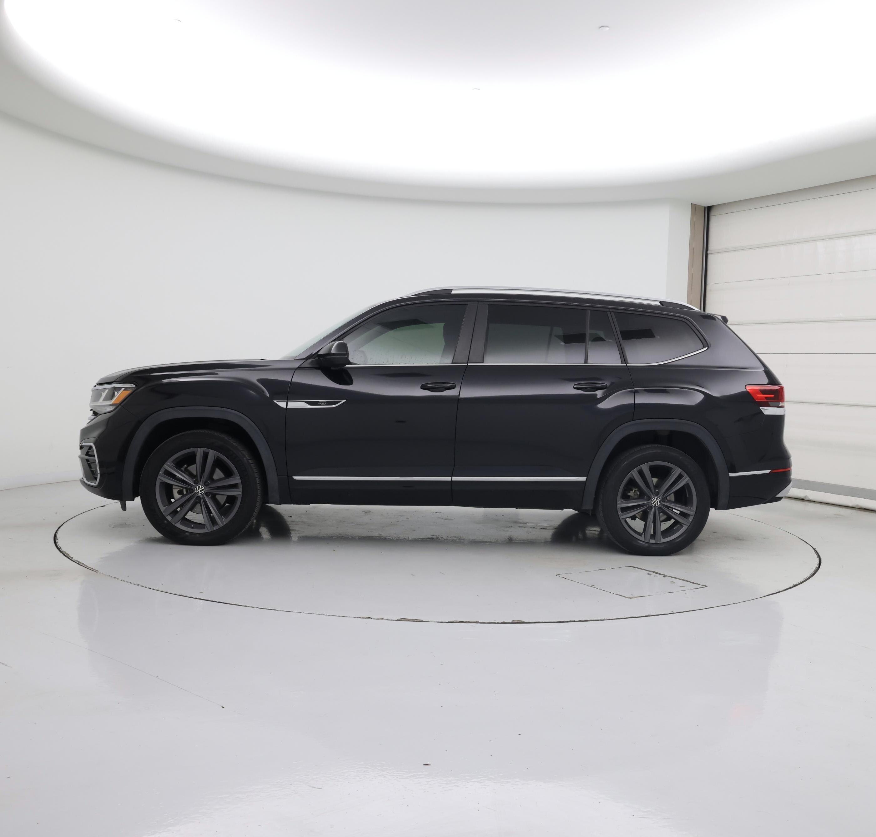 Thumbnail: 2022 Volkswagen Atlas - 3