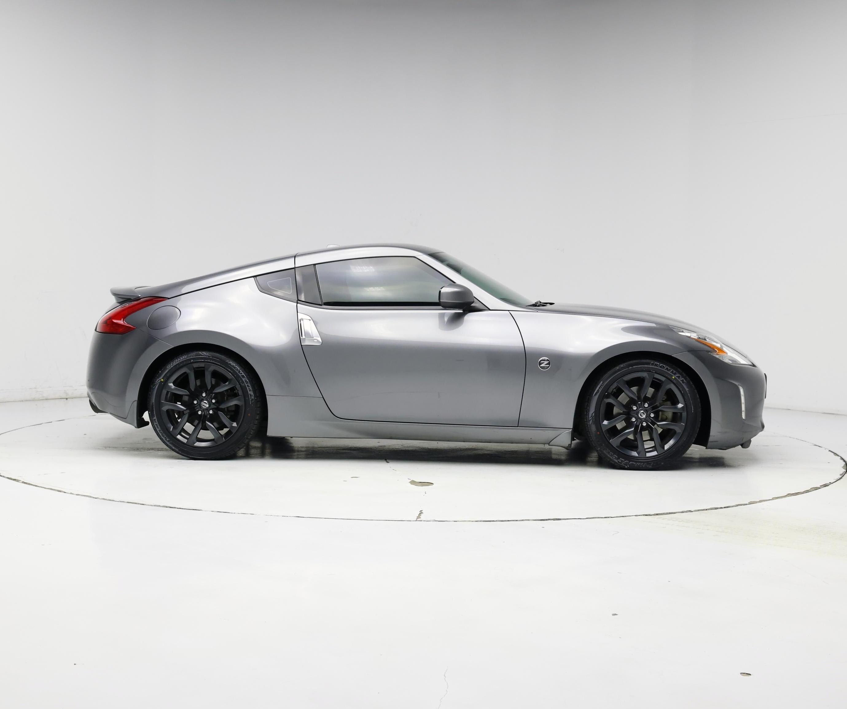 Thumbnail: 2017 Nissan Z - 7