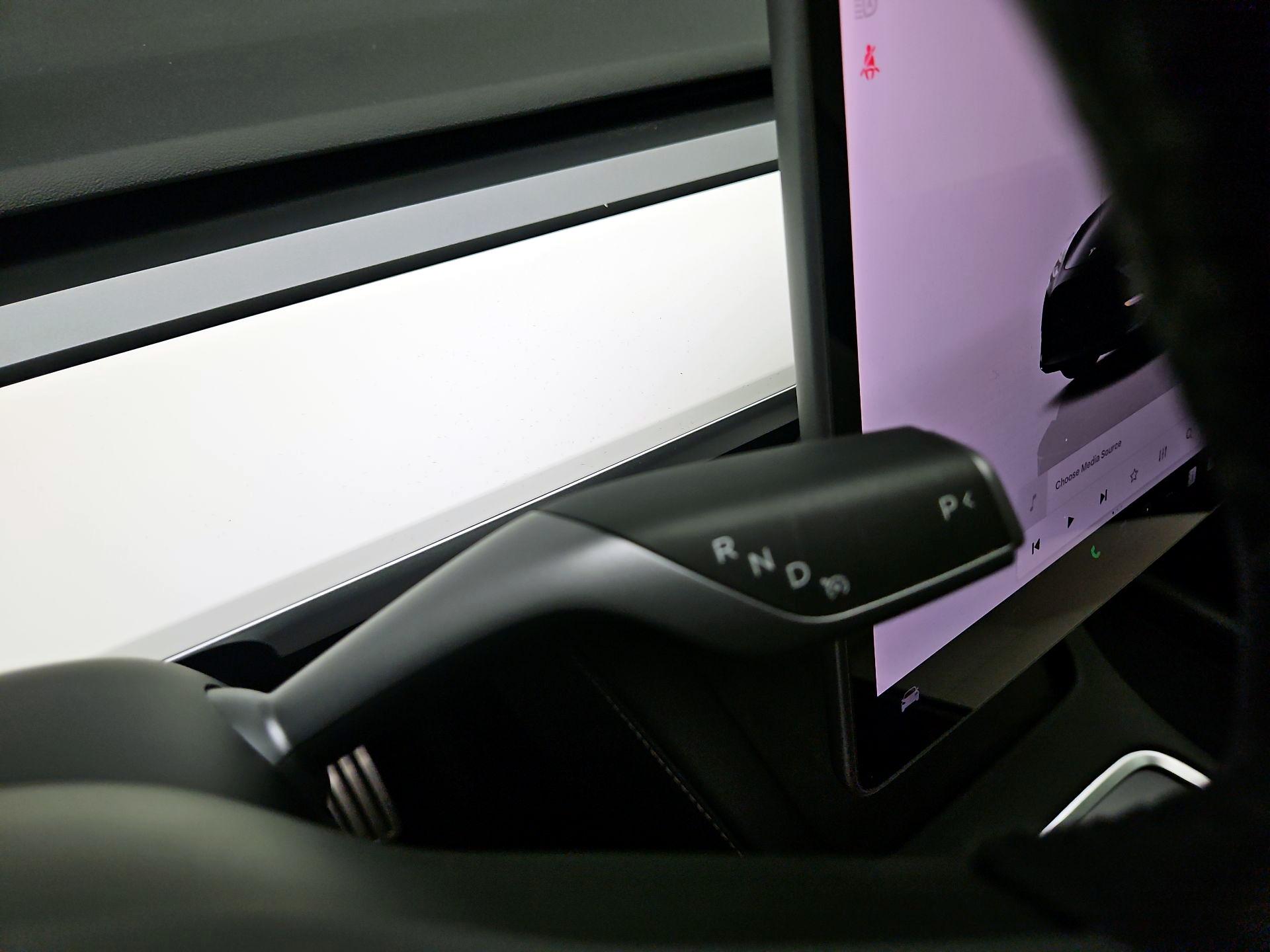 Thumbnail: 2025 Tesla Model Y - 17