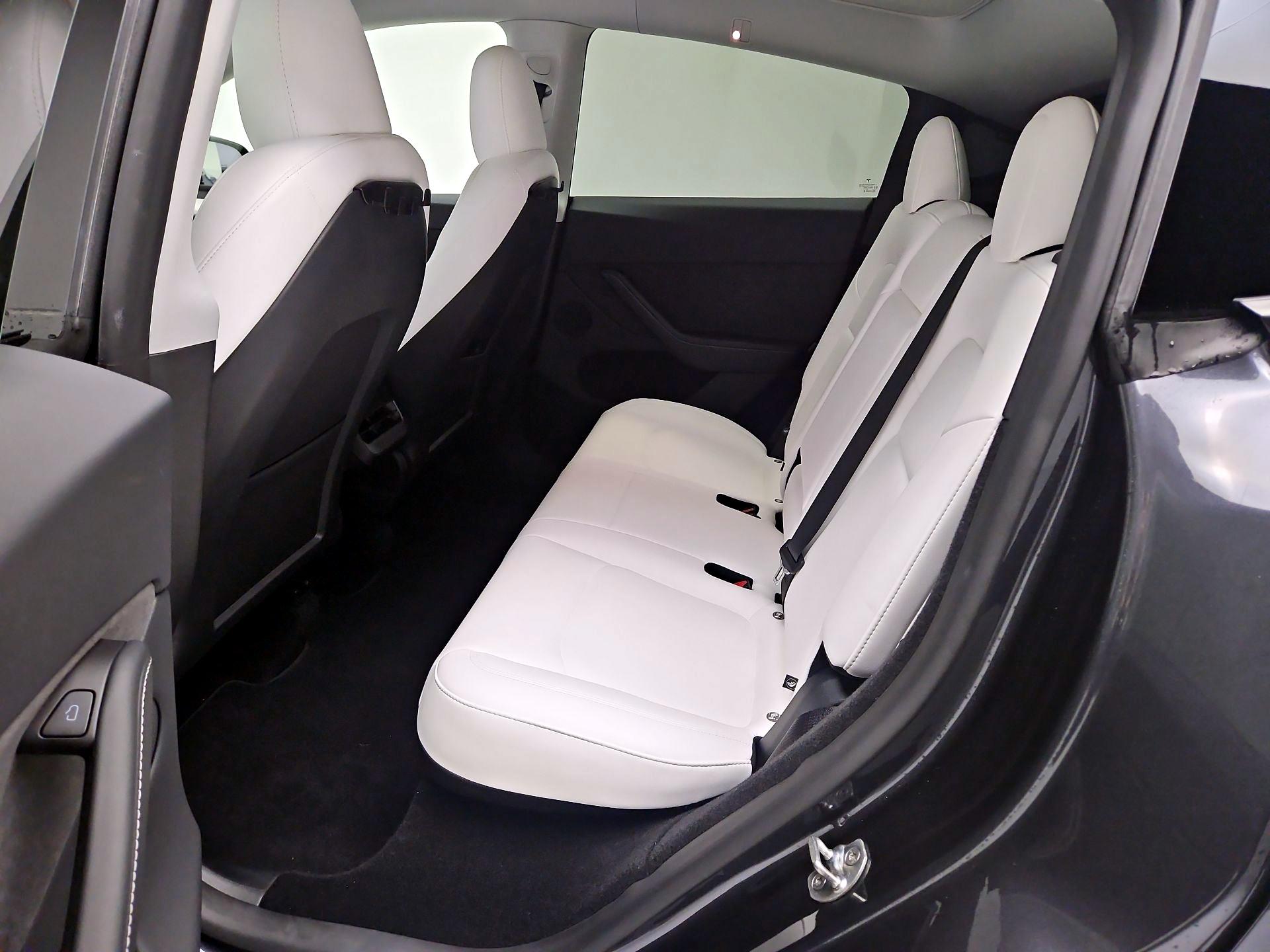 Thumbnail: 2025 Tesla Model Y - 18