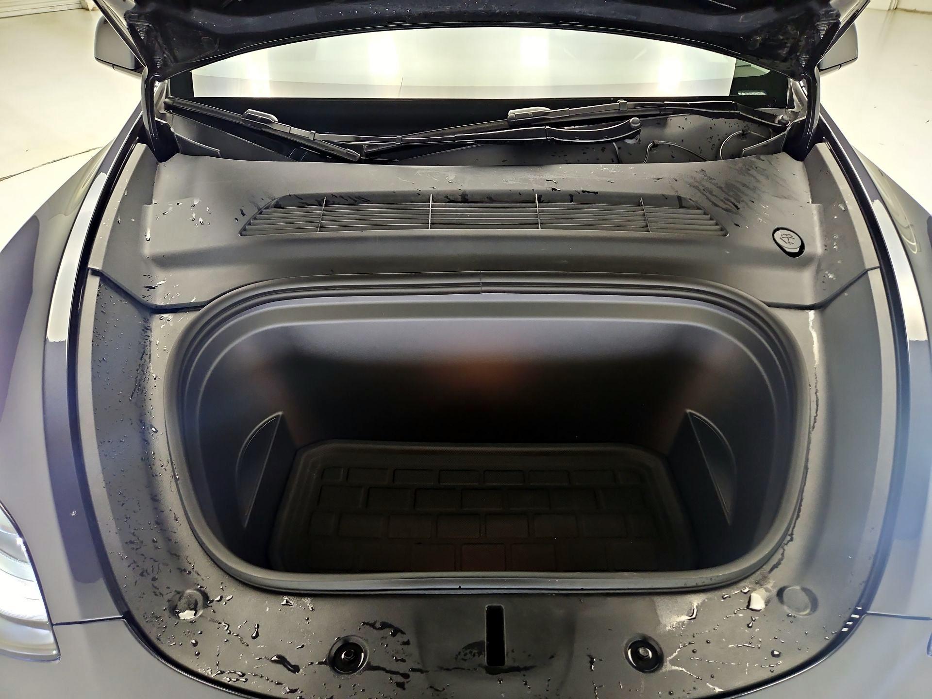 Thumbnail: 2025 Tesla Model Y - 20