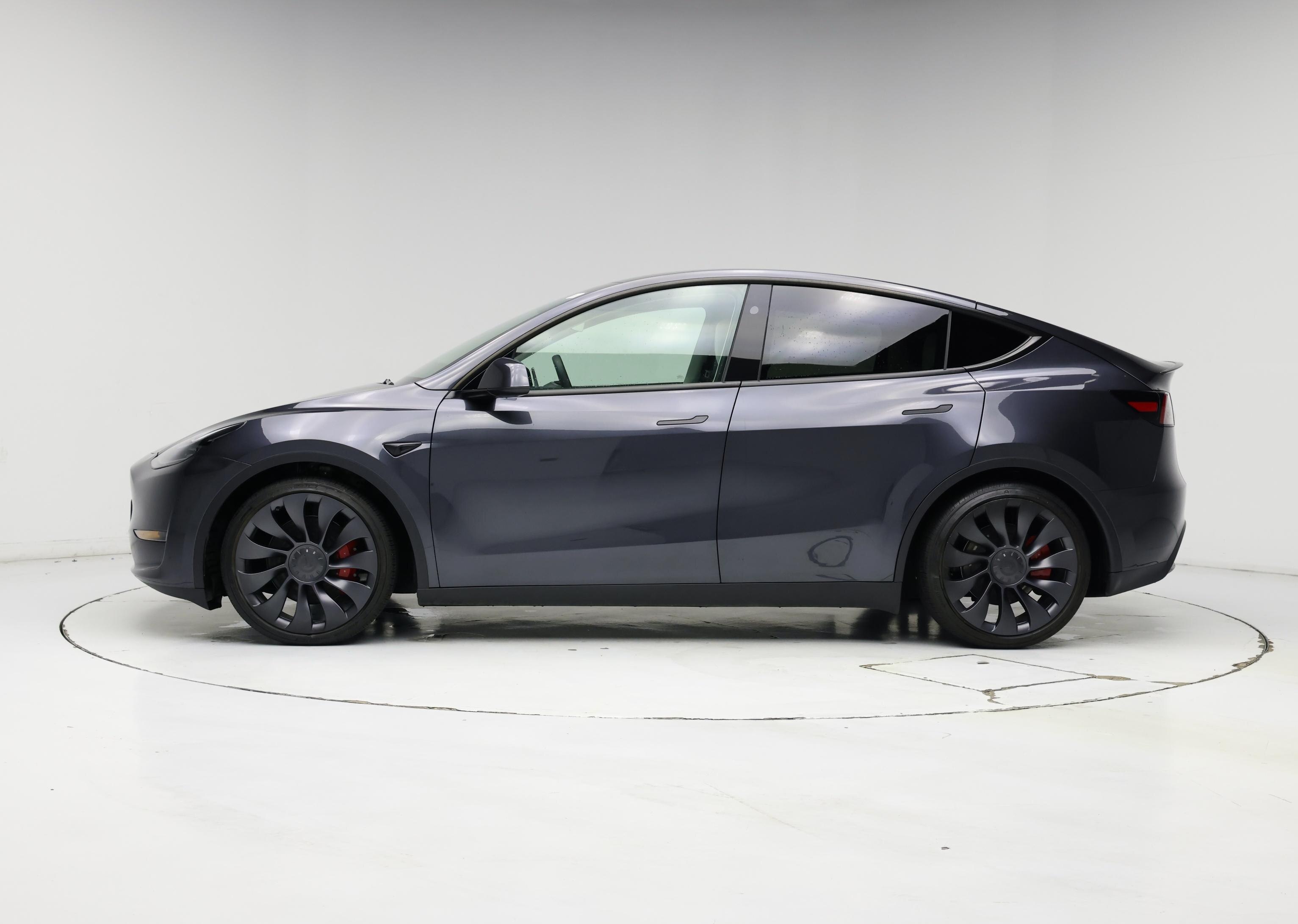 Thumbnail: 2025 Tesla Model Y - 3