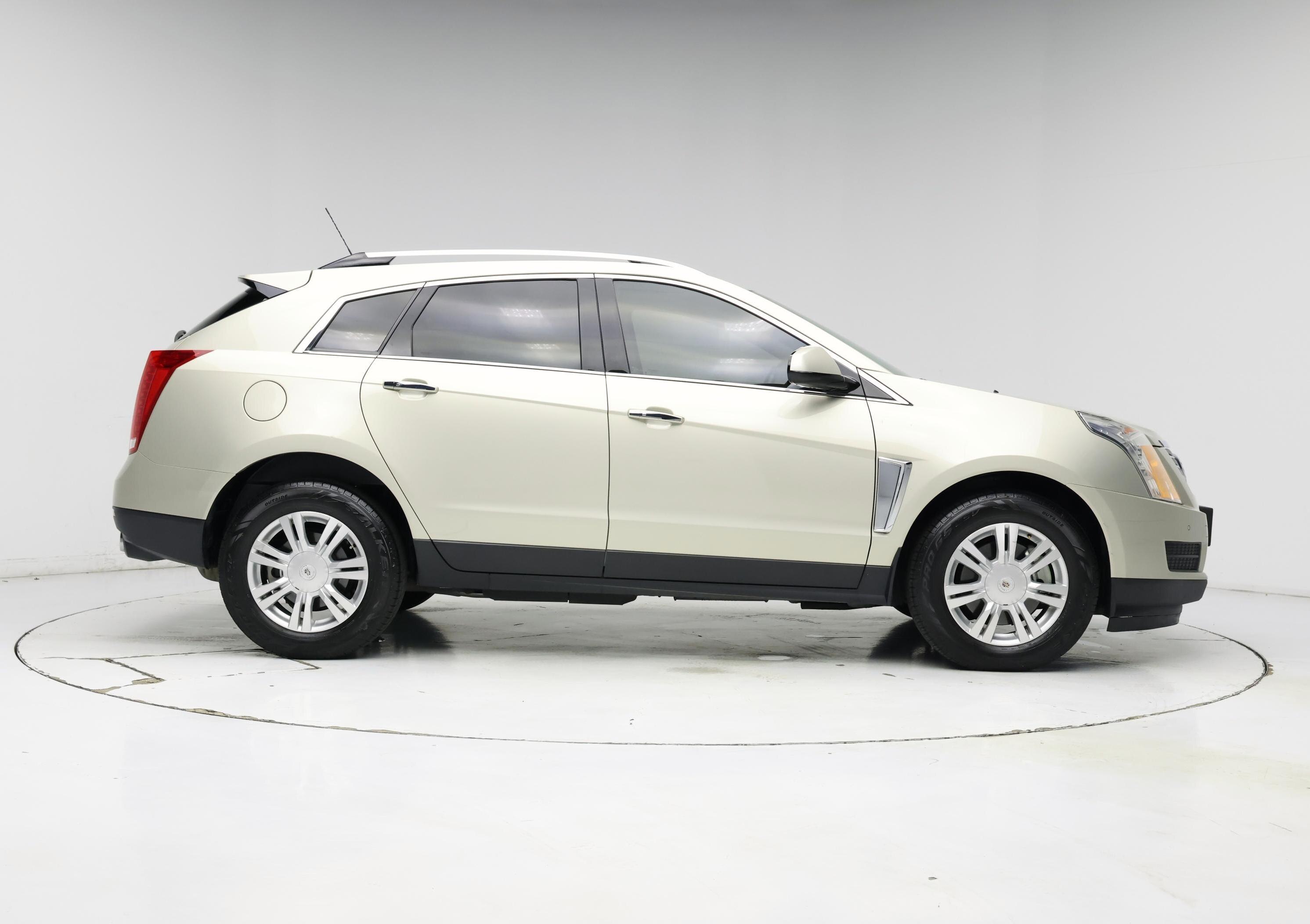 Thumbnail: 2016 Cadillac SRX - 7