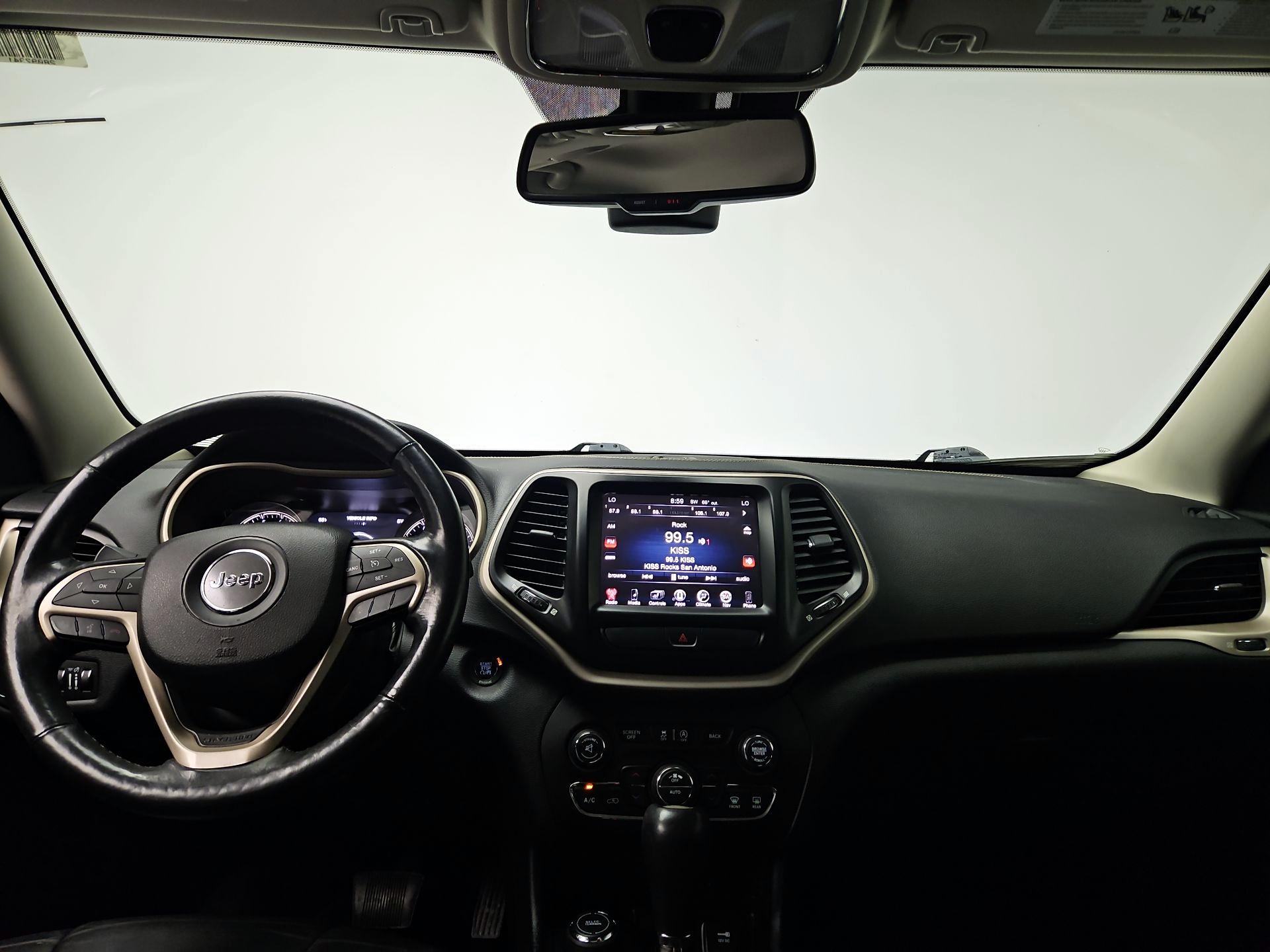 Thumbnail: 2016 Jeep Cherokee - 9