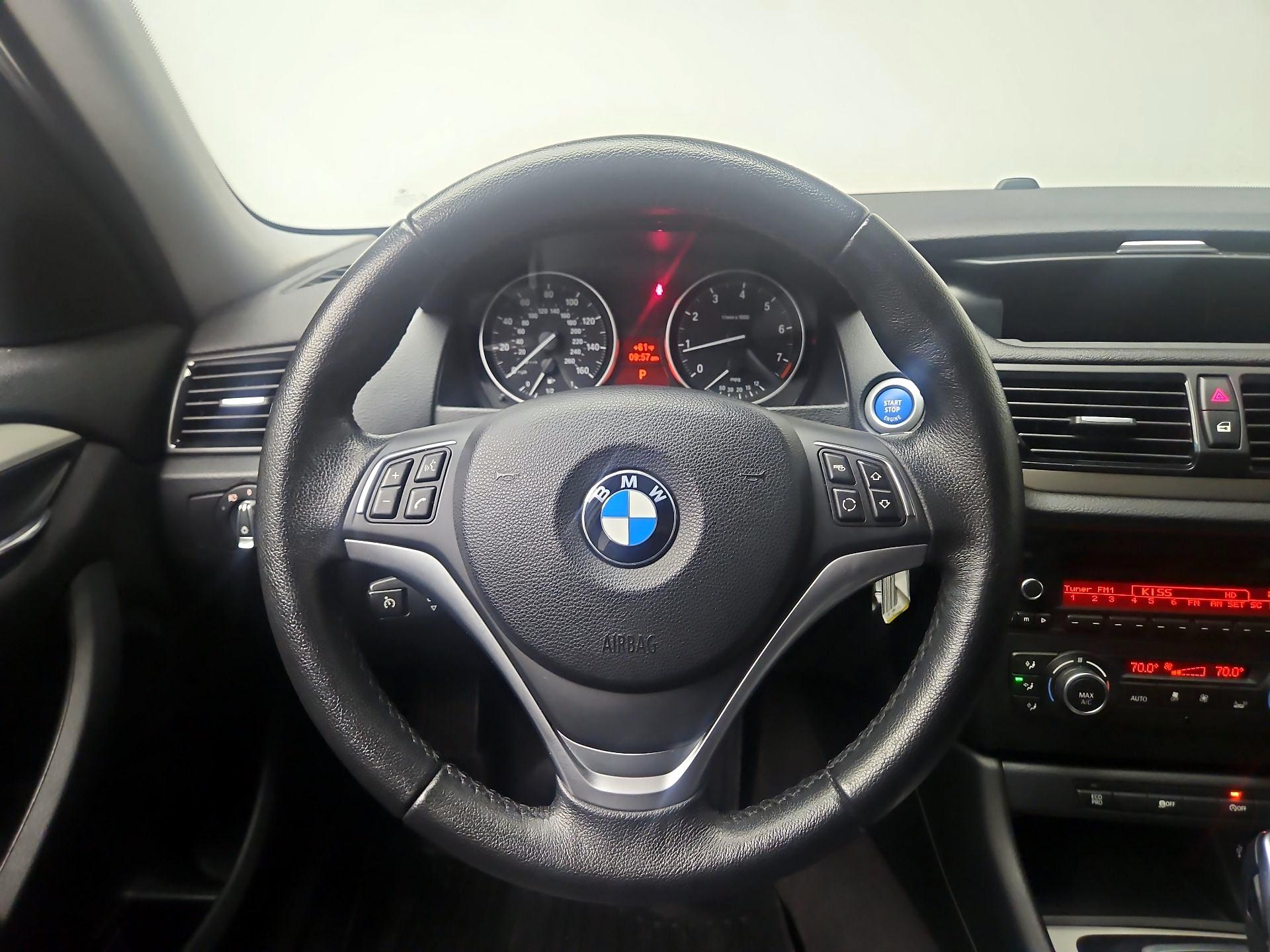 Thumbnail: 2015 BMW X1 - 10