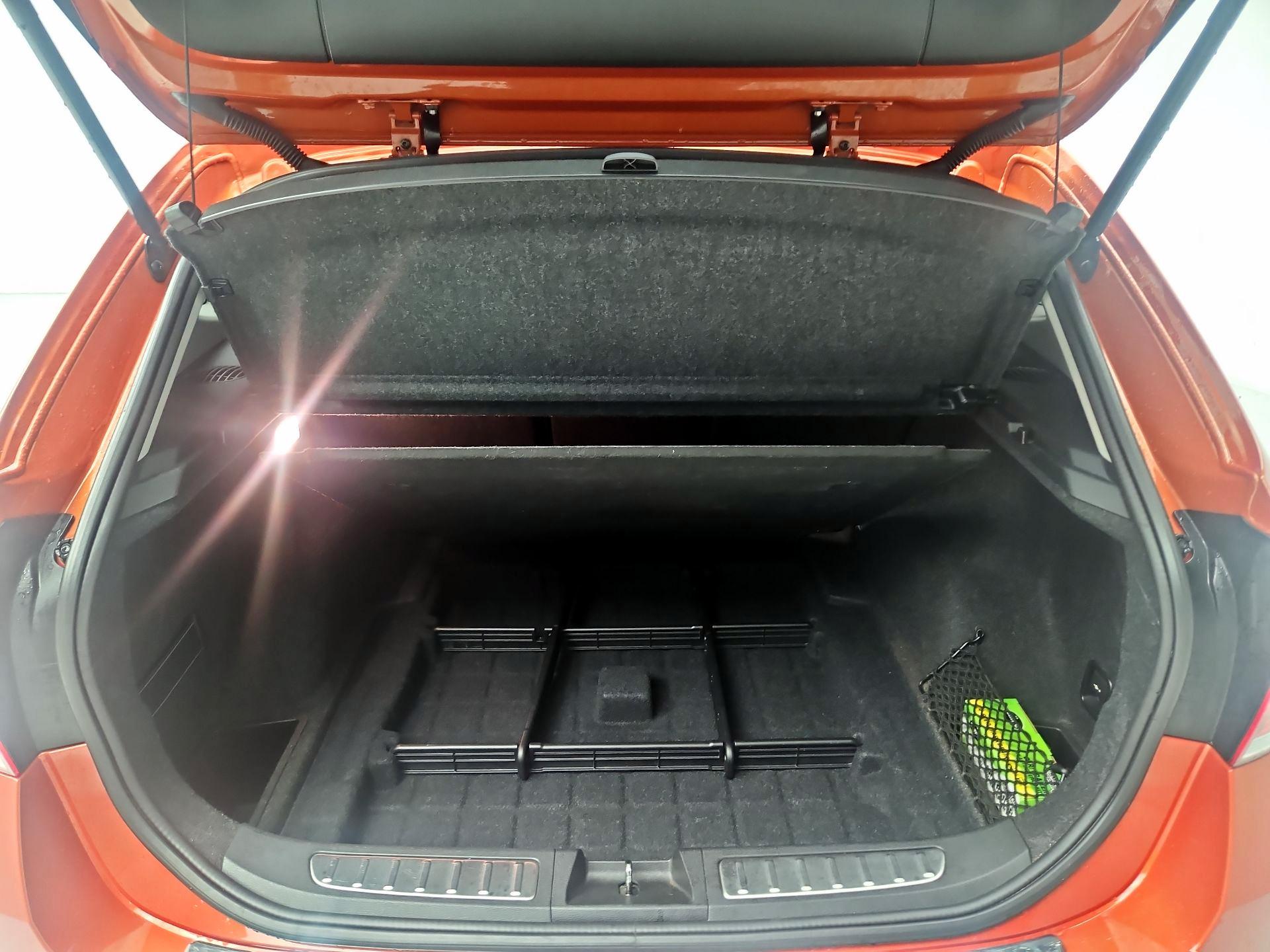 Thumbnail: 2015 BMW X1 - 19