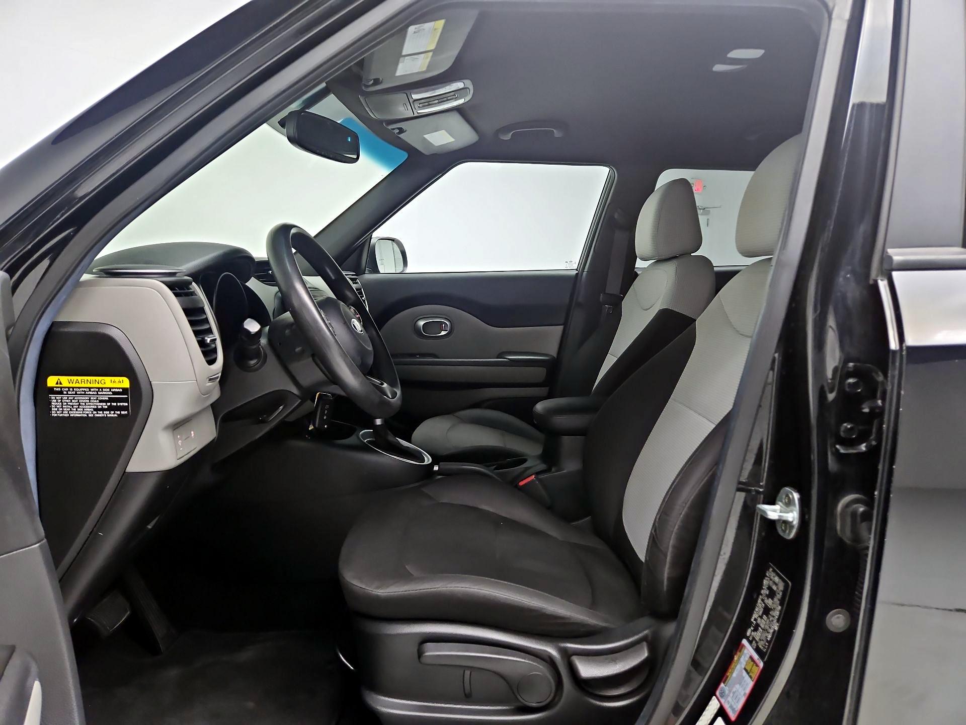 Thumbnail: 2017 Kia Soul - 11