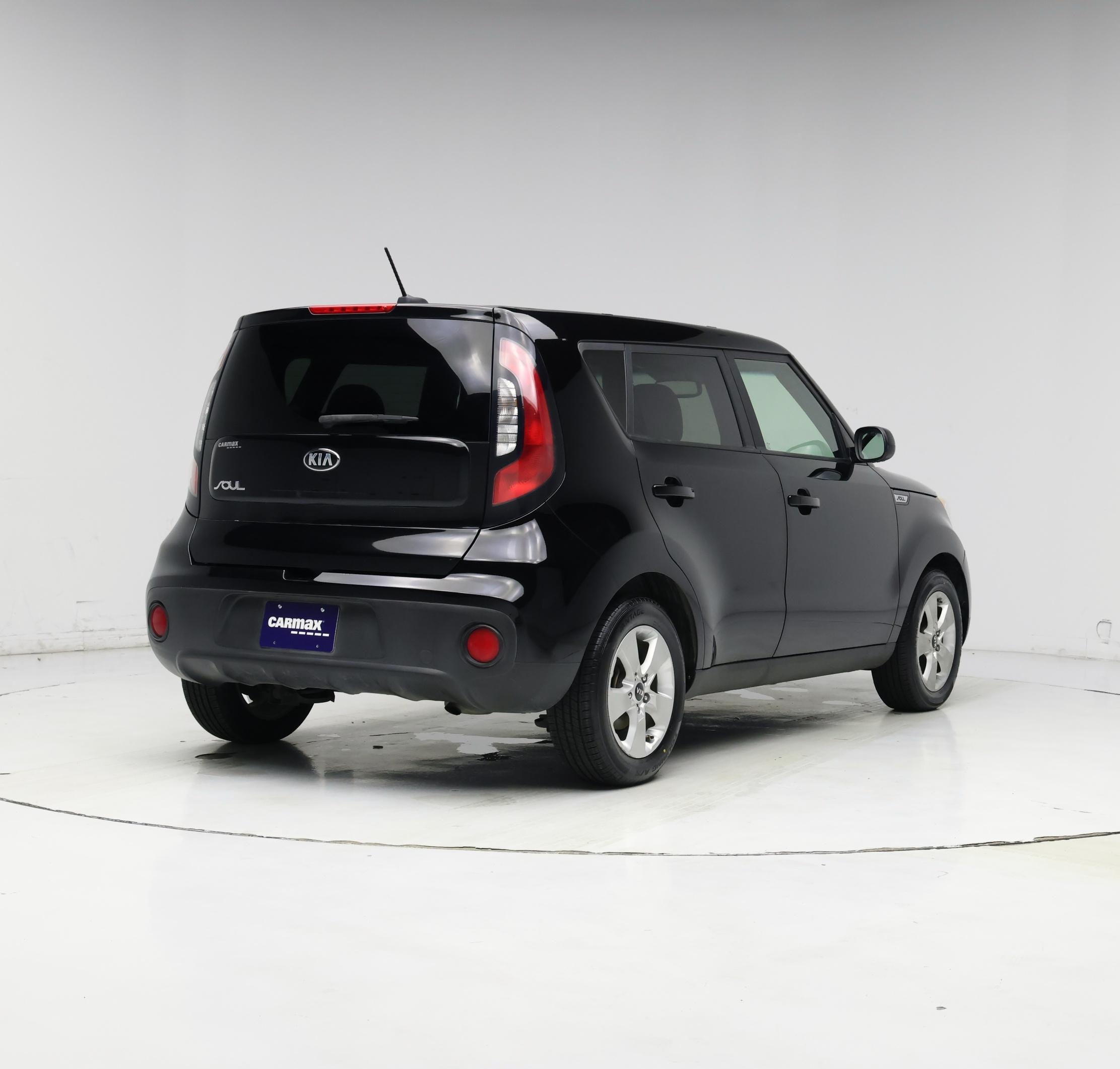 Thumbnail: 2017 Kia Soul - 8