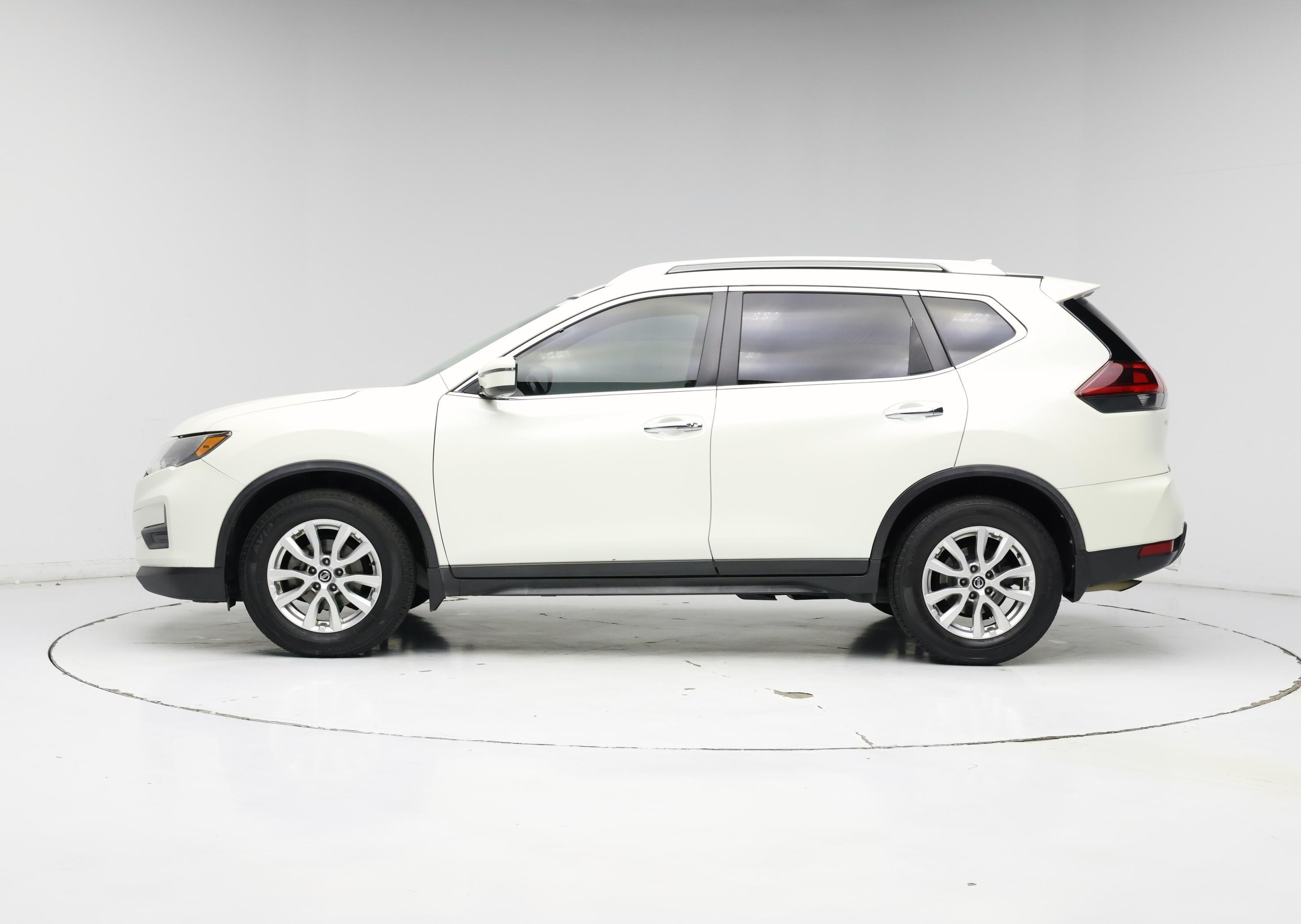 Thumbnail: 2020 Nissan Rogue - 3