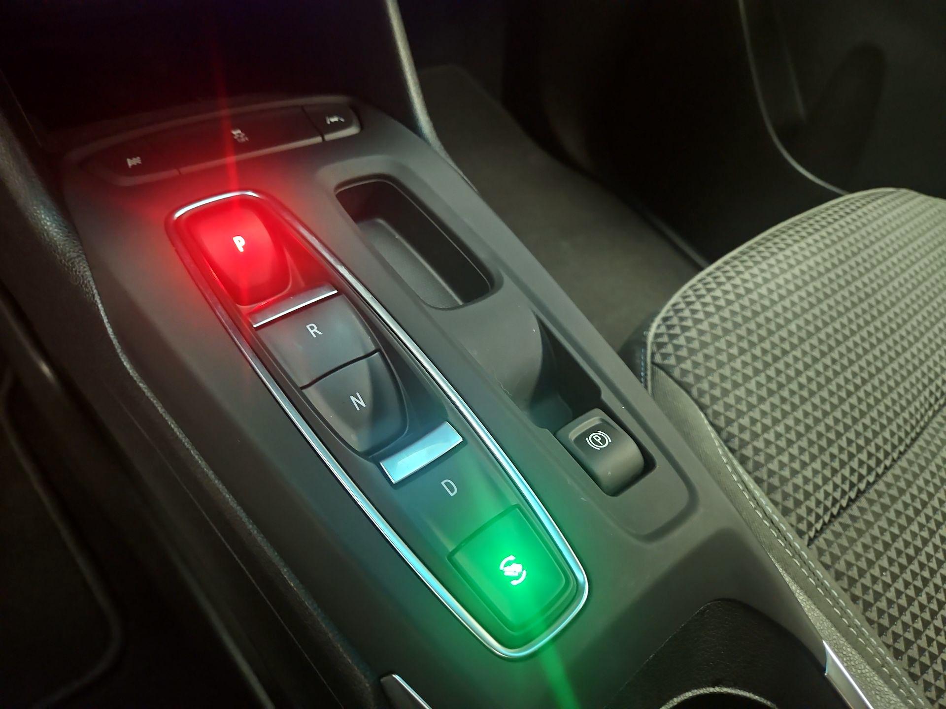 Thumbnail: 2023 Chevrolet Bolt EV - 17