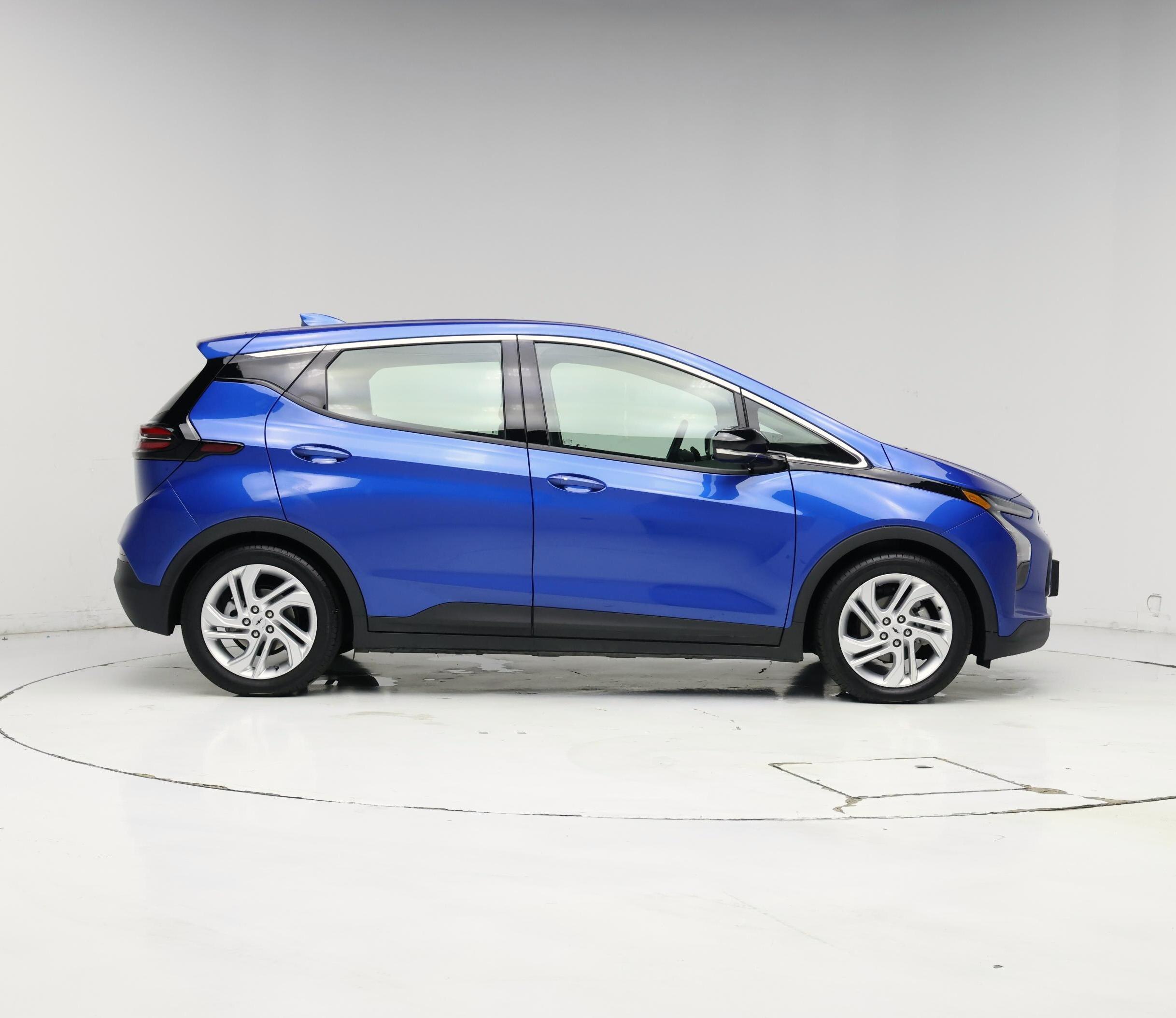 Thumbnail: 2023 Chevrolet Bolt EV - 7
