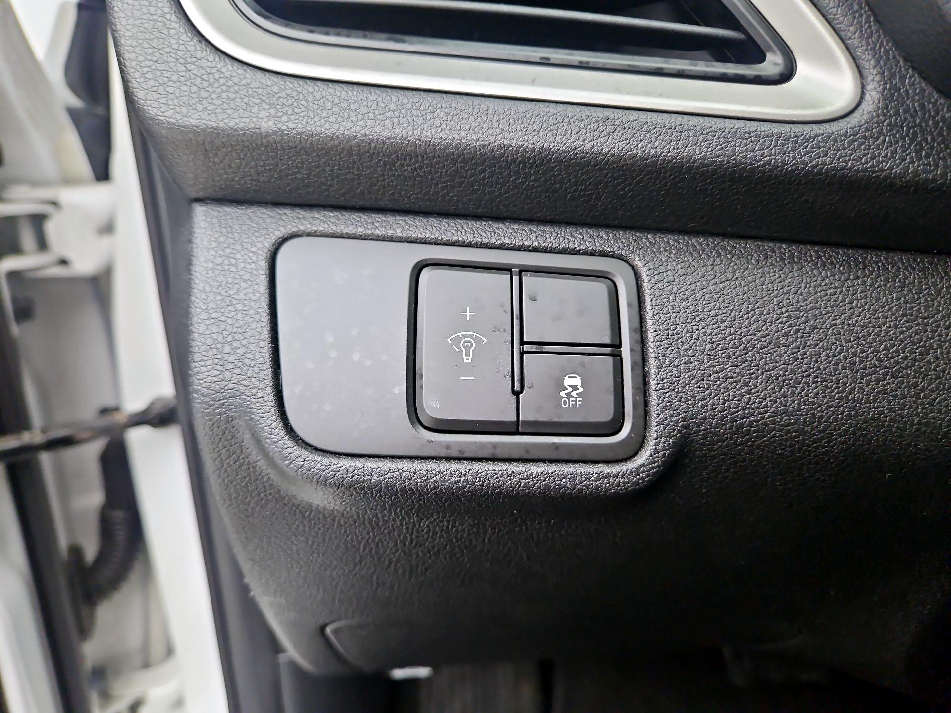 Thumbnail: 2019 Hyundai Accent - 13