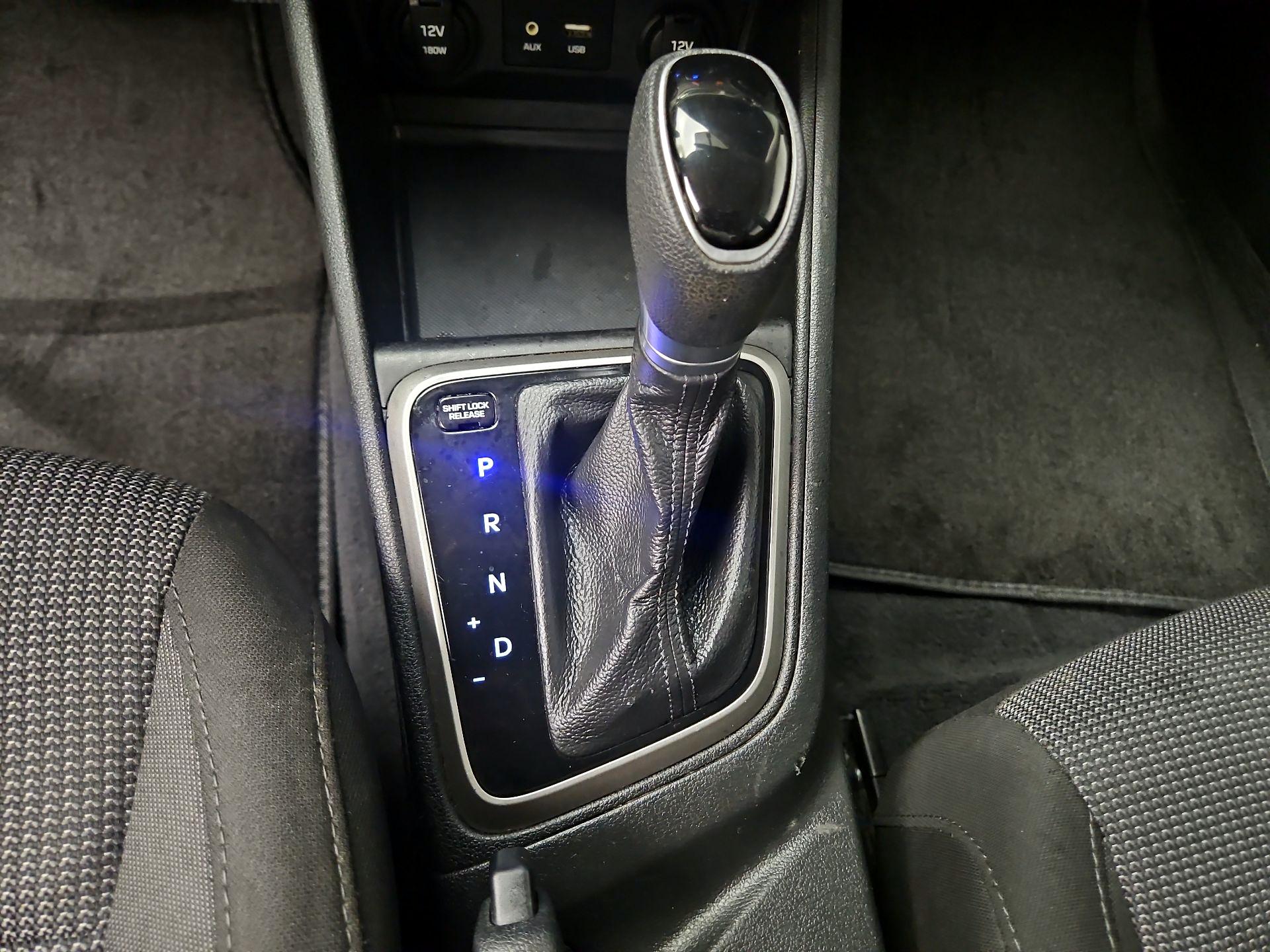 Thumbnail: 2019 Hyundai Accent - 17