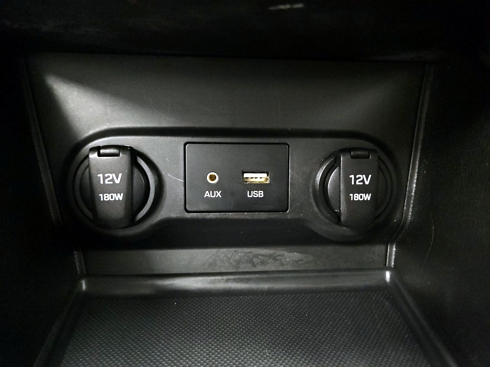 Thumbnail: 2019 Hyundai Accent - 18