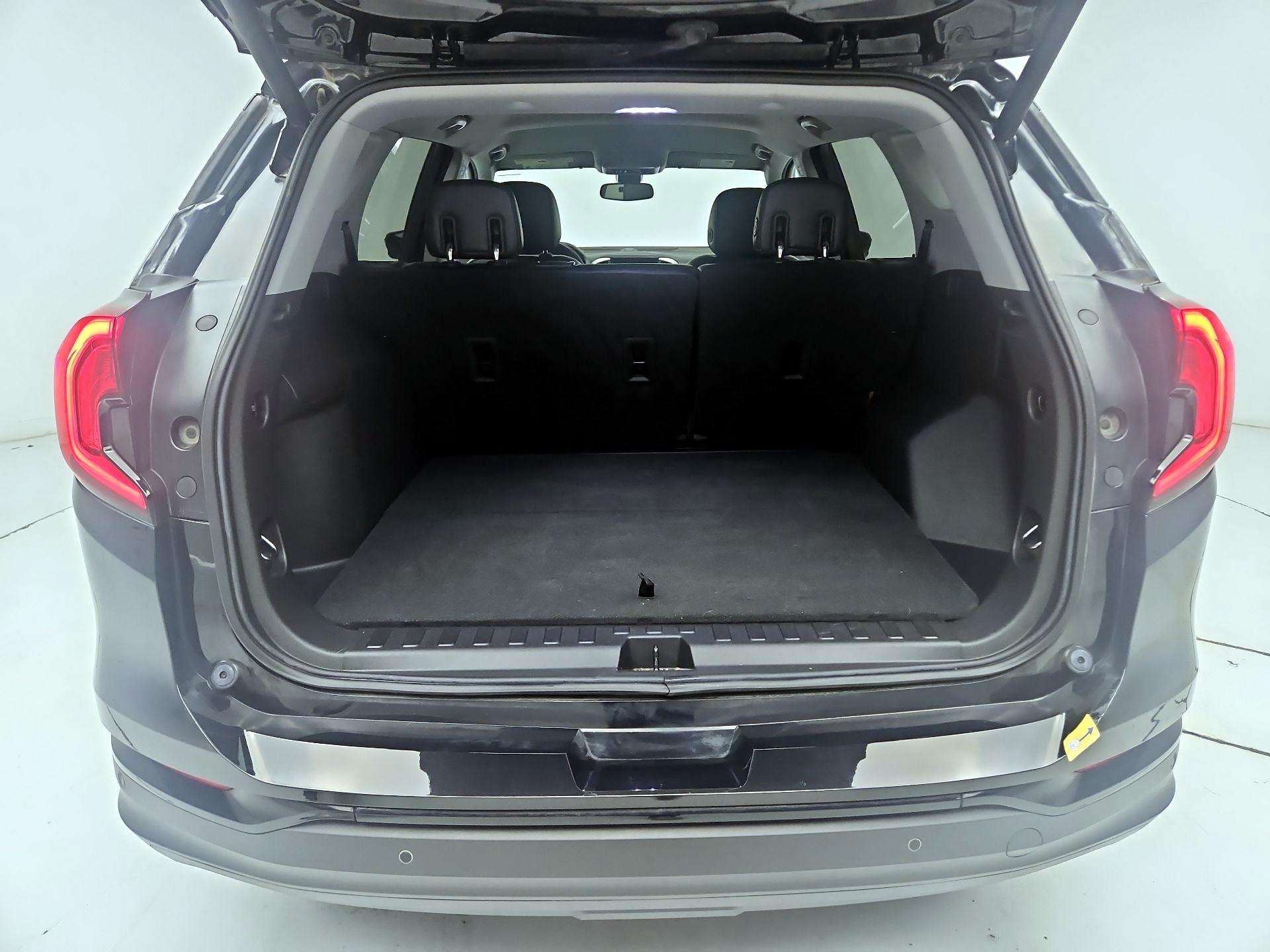 Thumbnail: 2020 GMC Terrain - 20