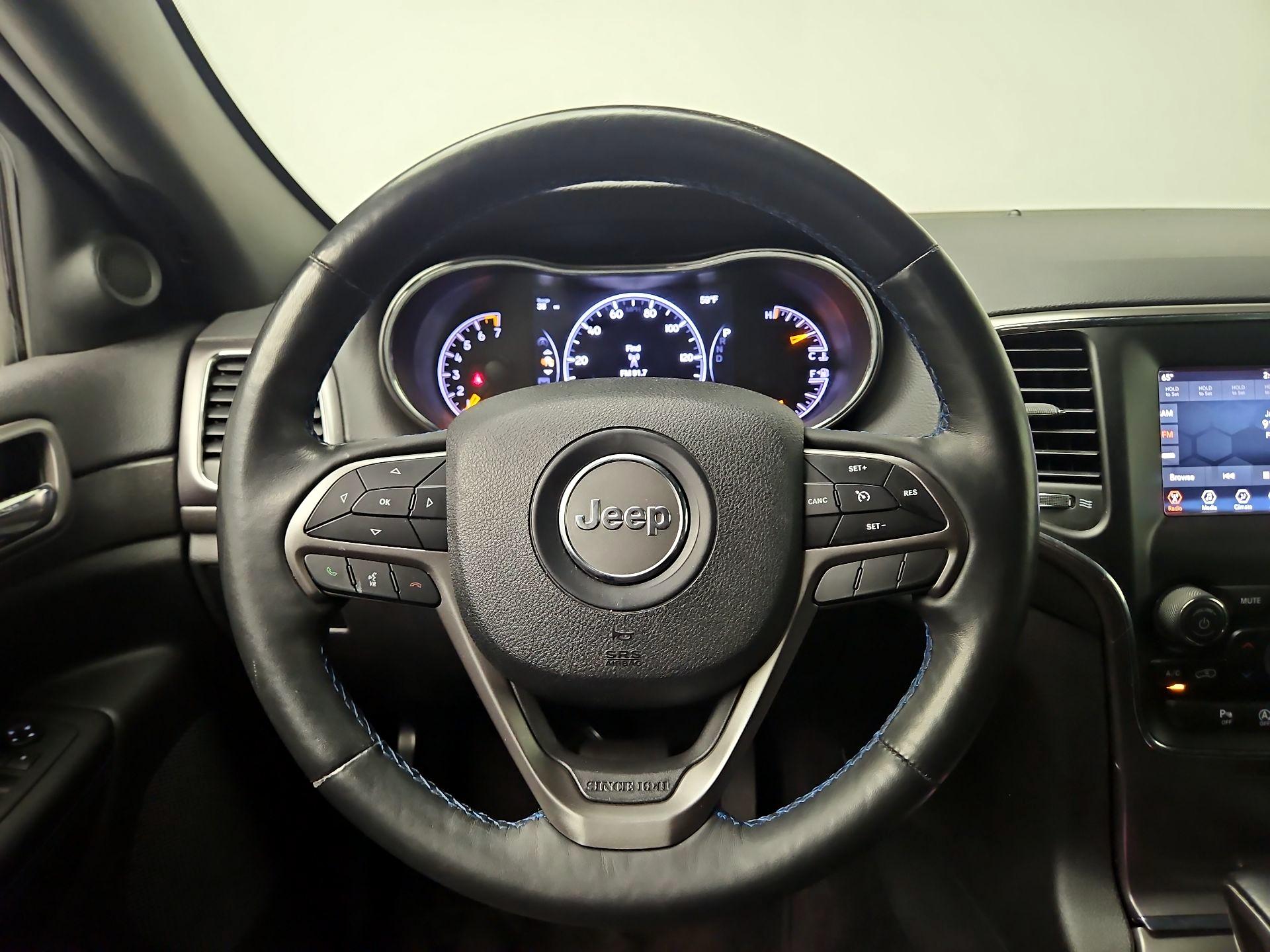 Thumbnail: 2018 Jeep Grand Cherokee - 10