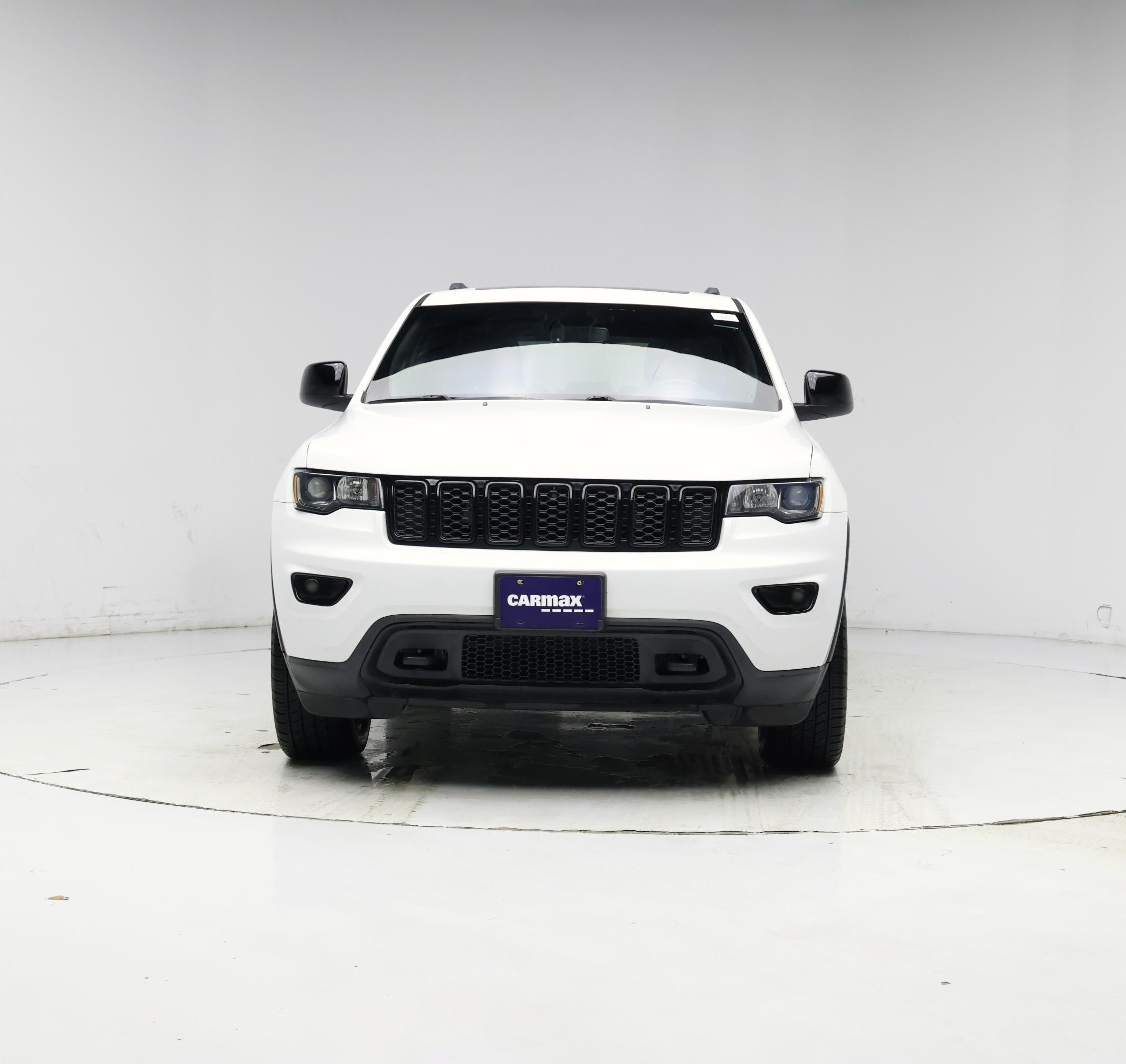 Thumbnail: 2018 Jeep Grand Cherokee - 5