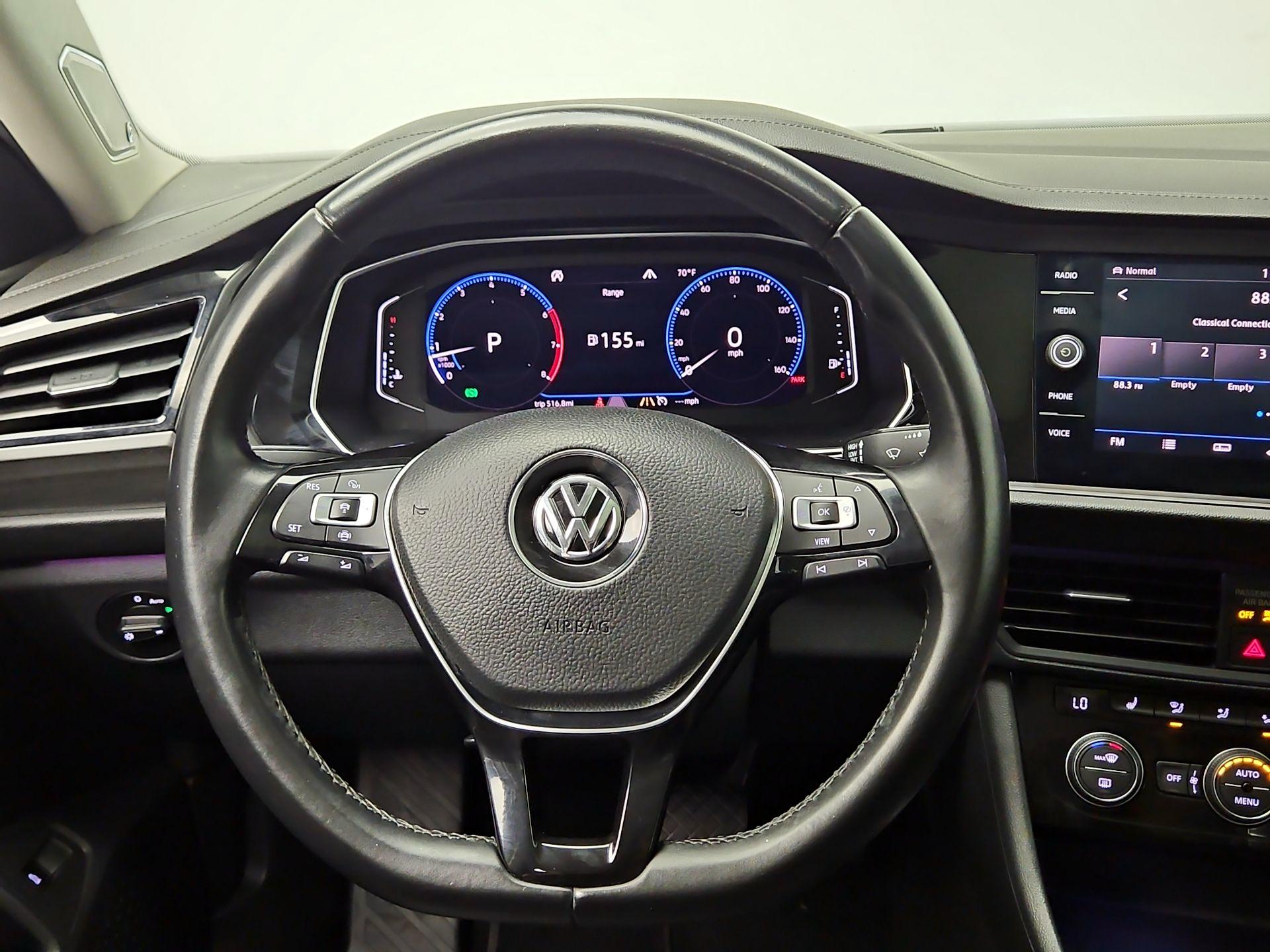 Thumbnail: 2019 Volkswagen Jetta - 10