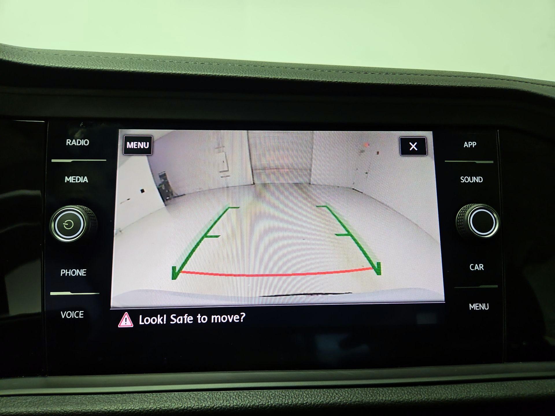 Thumbnail: 2019 Volkswagen Jetta - 14