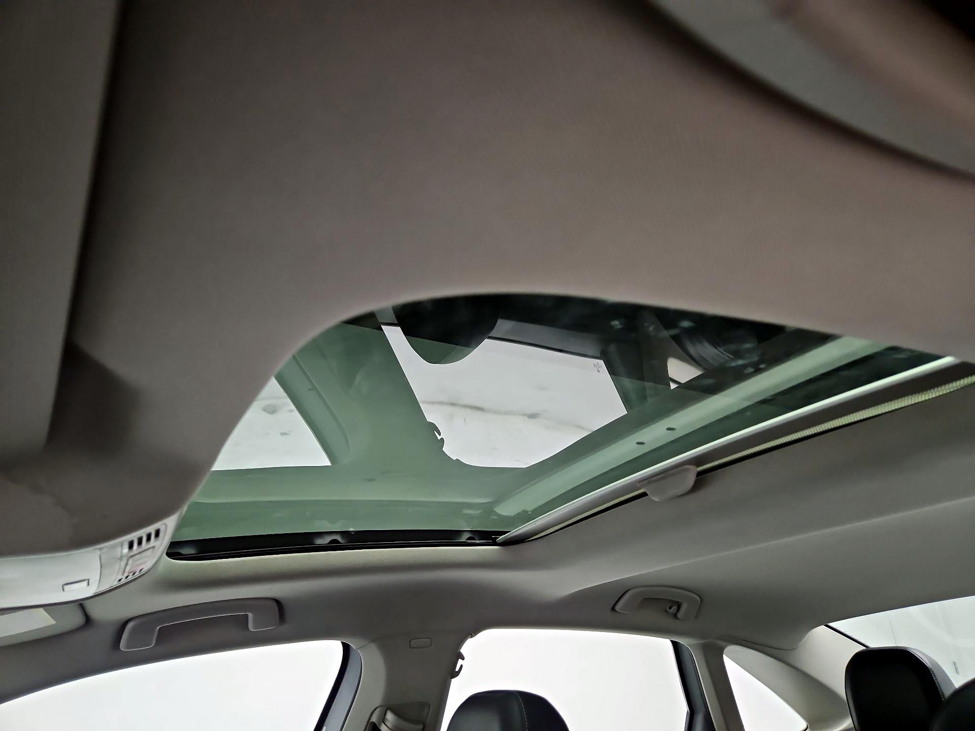 Thumbnail: 2019 Volkswagen Jetta - 19