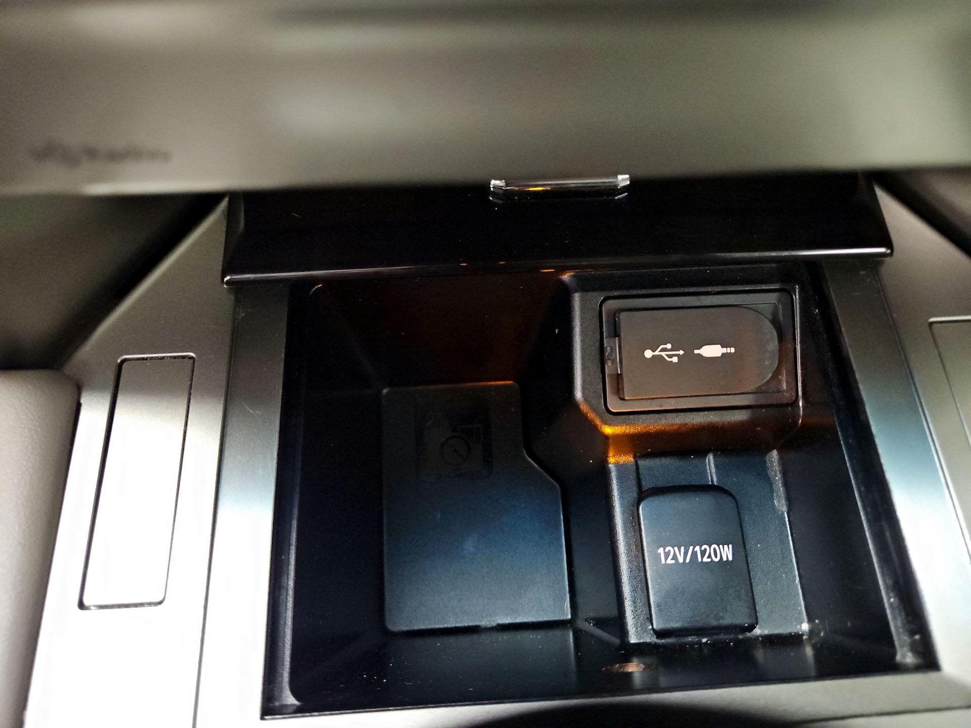 Thumbnail: 2018 Lexus GX - 18