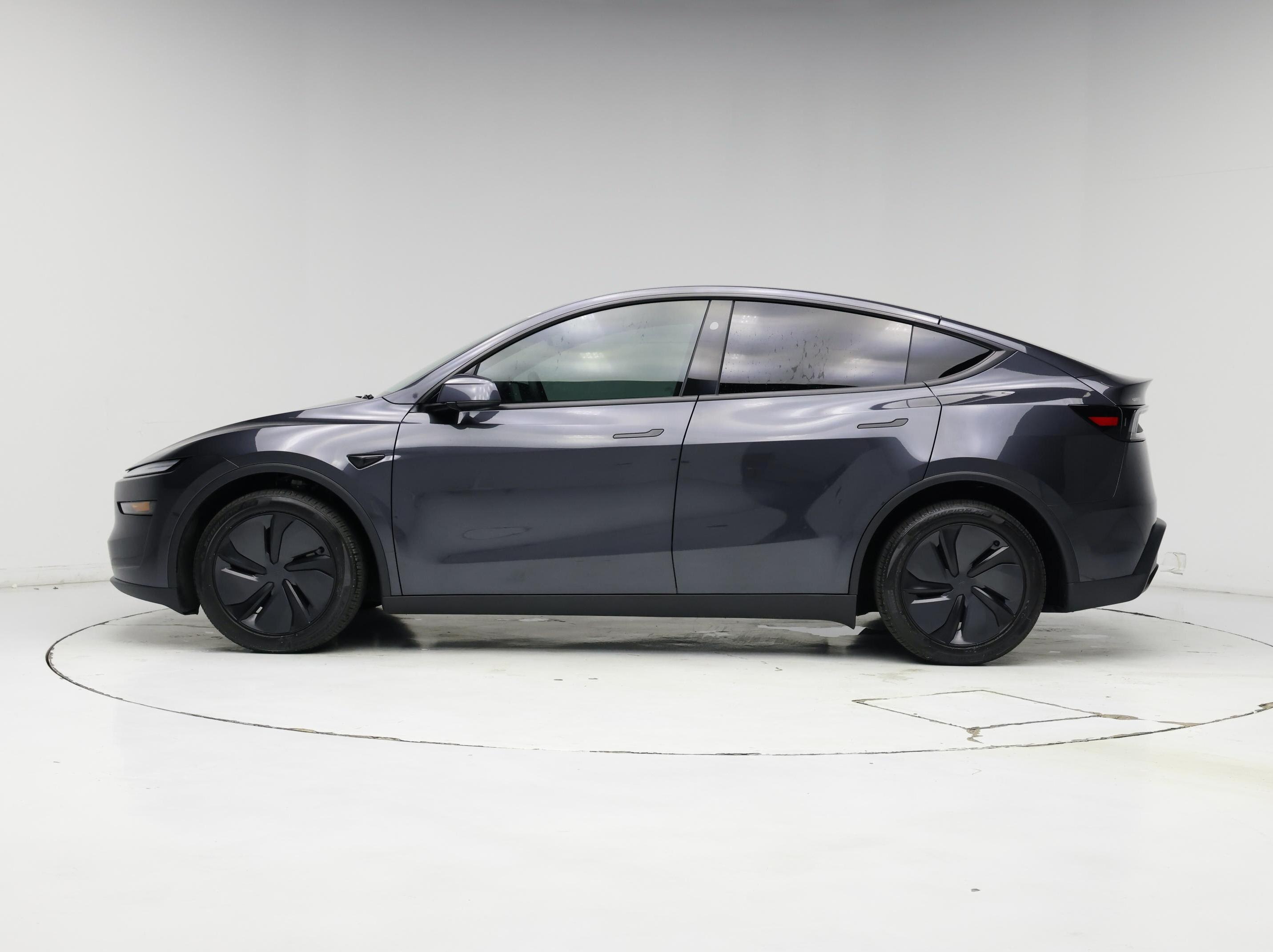Thumbnail: 2026 Tesla Model Y - 3