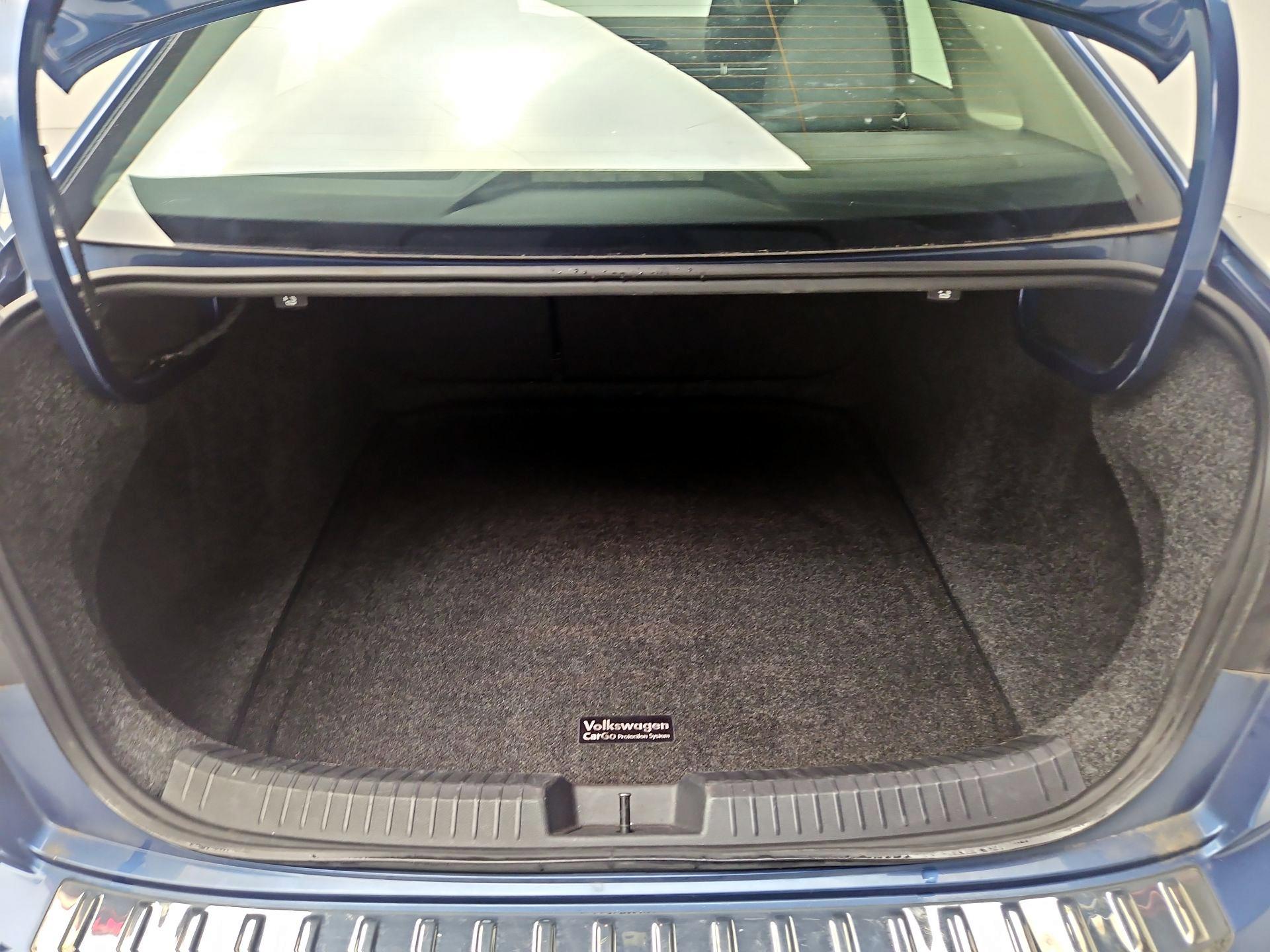 Thumbnail: 2019 Volkswagen Jetta - 20