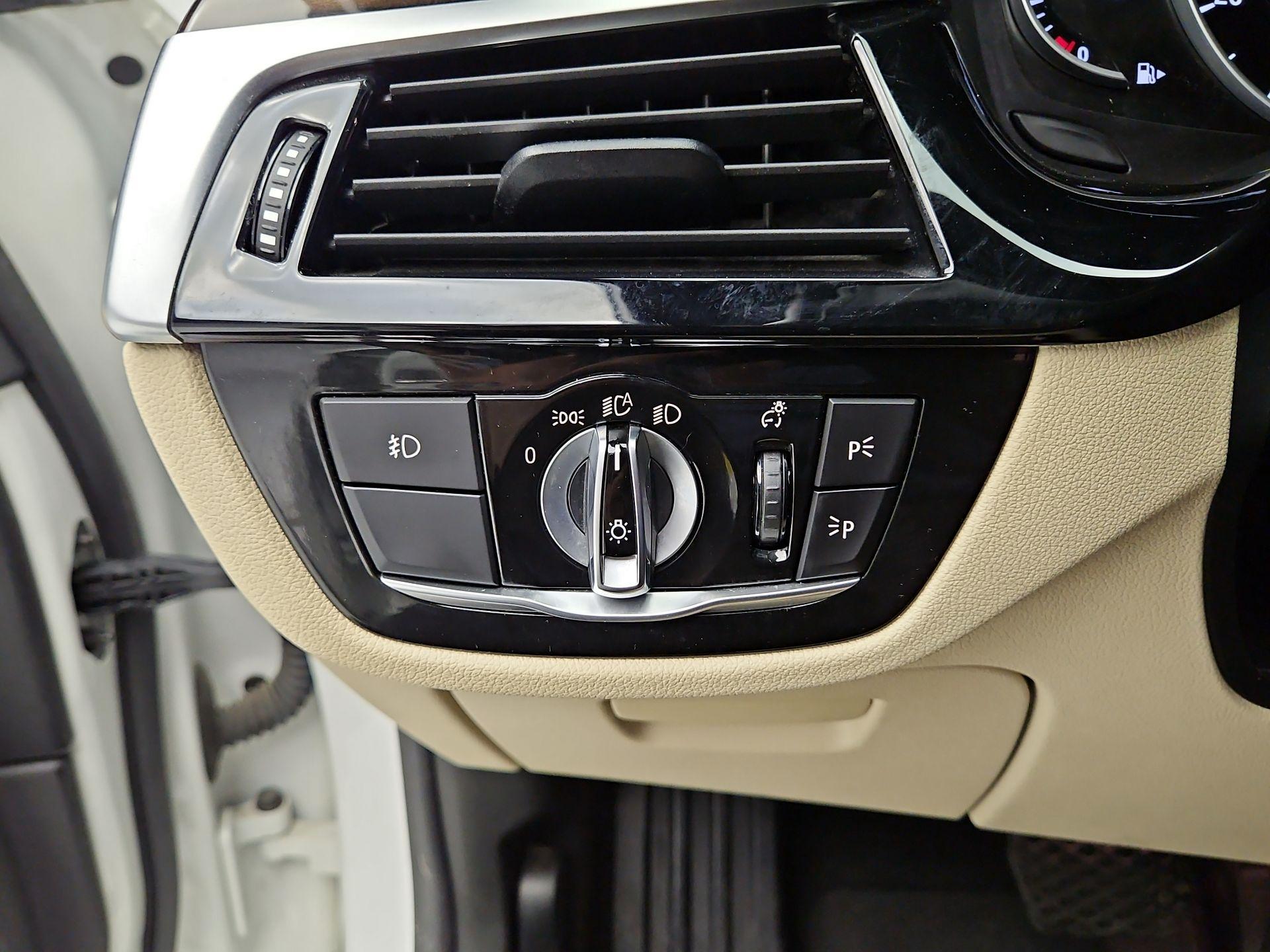 Thumbnail: 2018 BMW 5 Series - 13