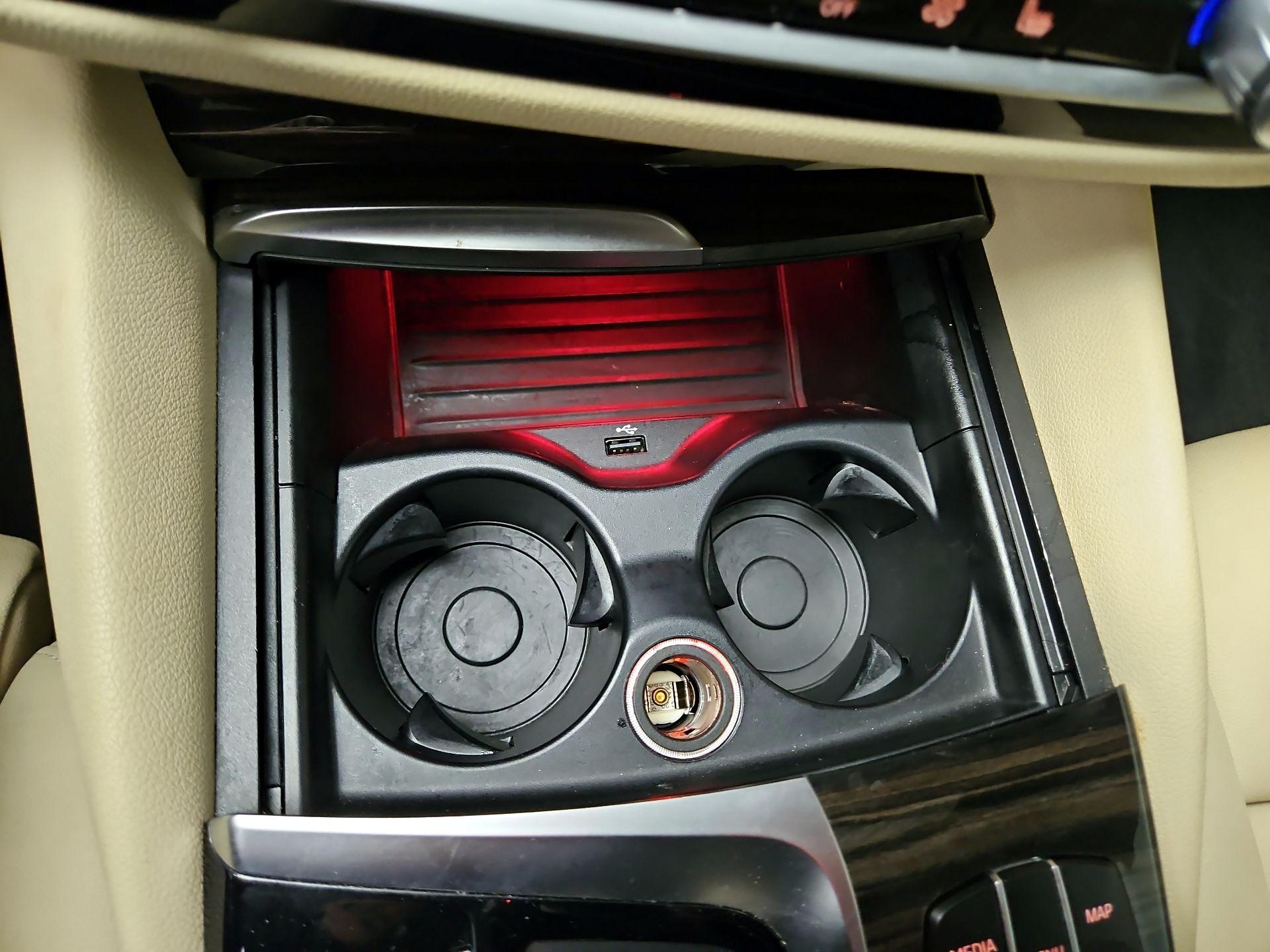 Thumbnail: 2018 BMW 5 Series - 18