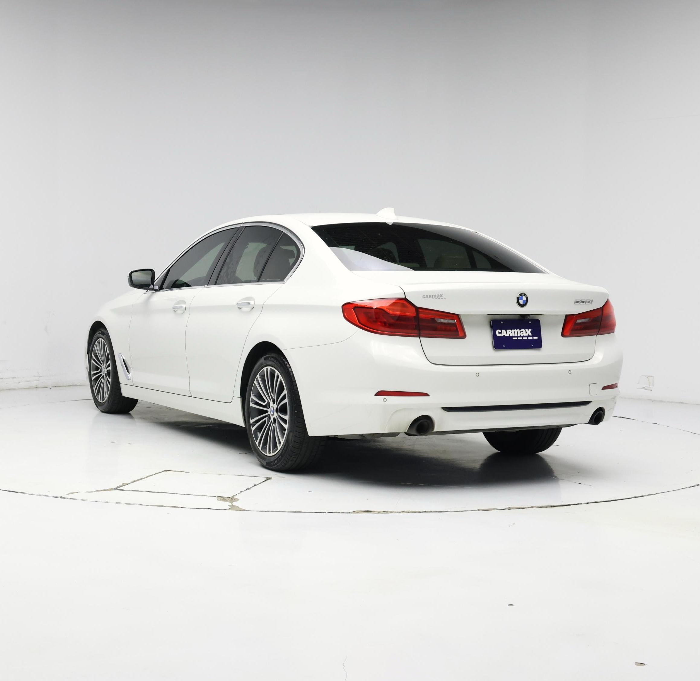 Thumbnail: 2018 BMW 5 Series - 2