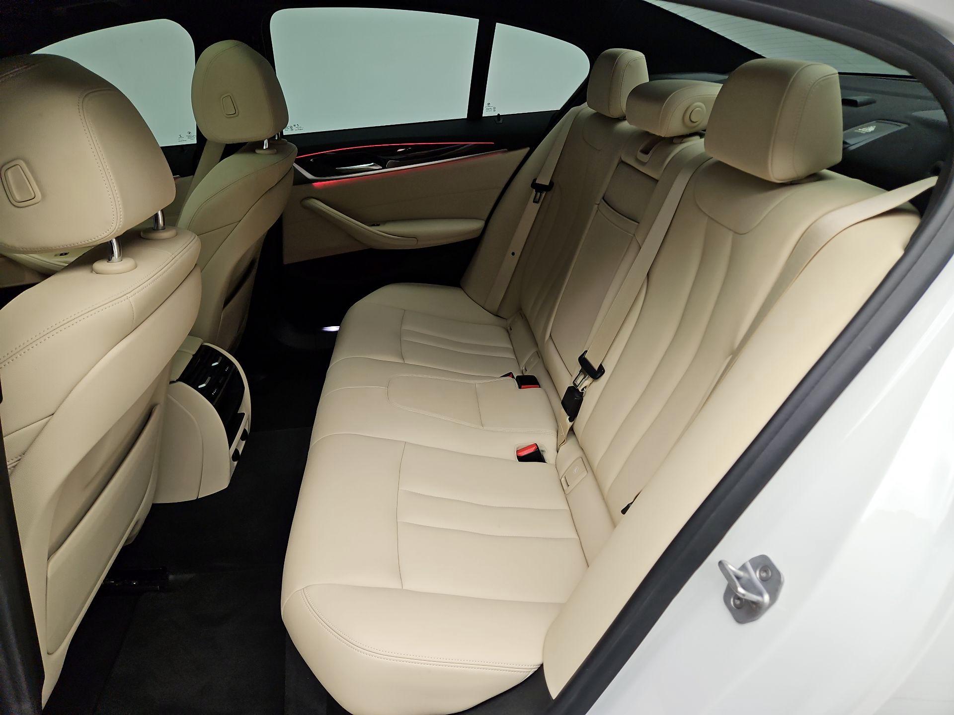 Thumbnail: 2018 BMW 5 Series - 20