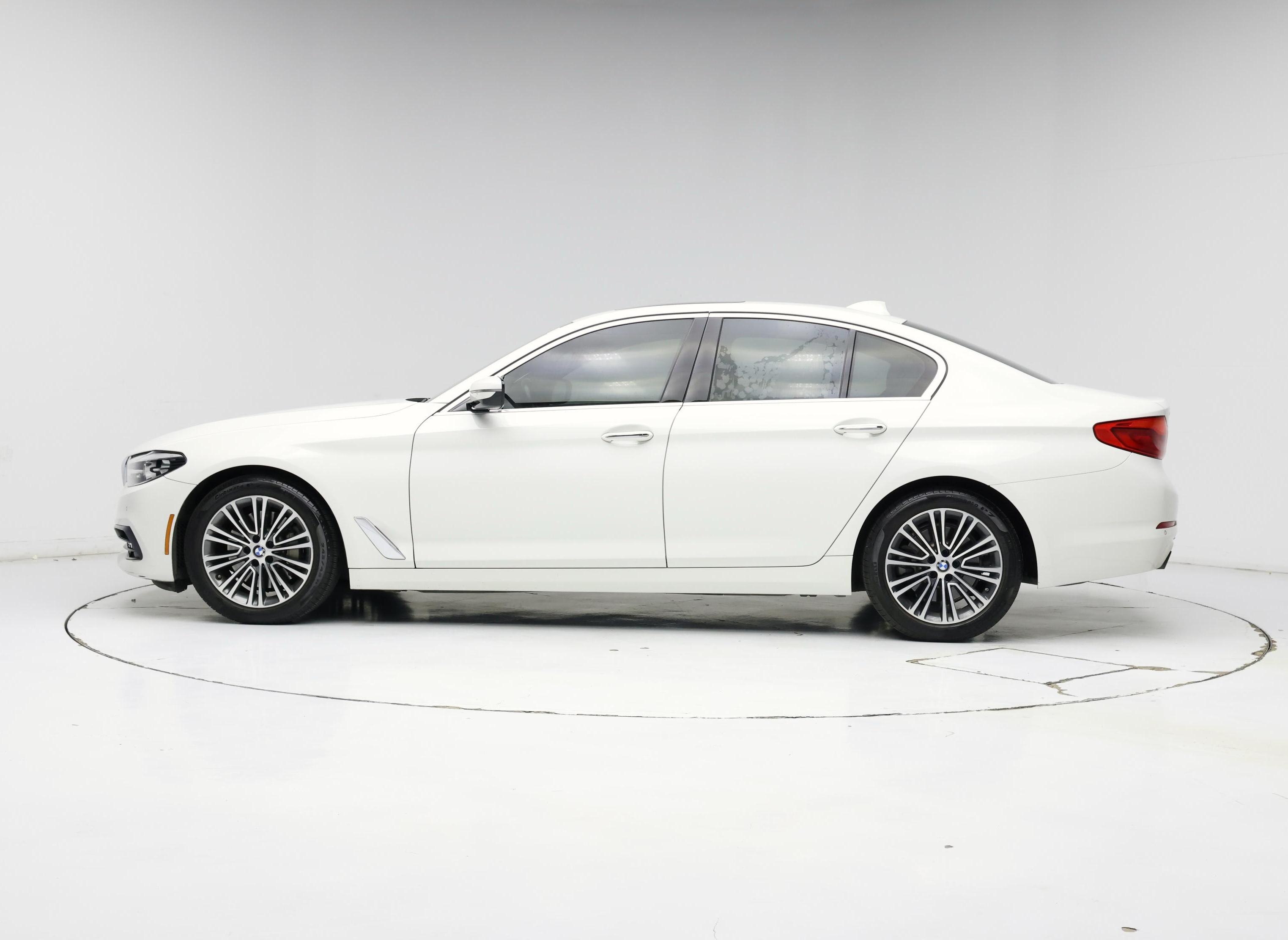 Thumbnail: 2018 BMW 5 Series - 3