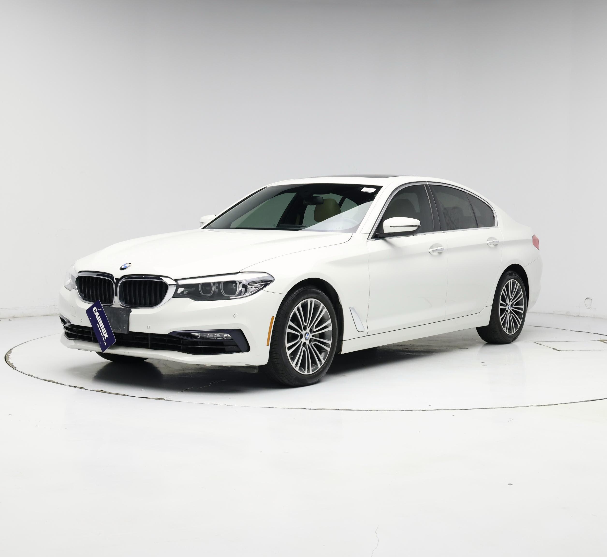 Thumbnail: 2018 BMW 5 Series - 4